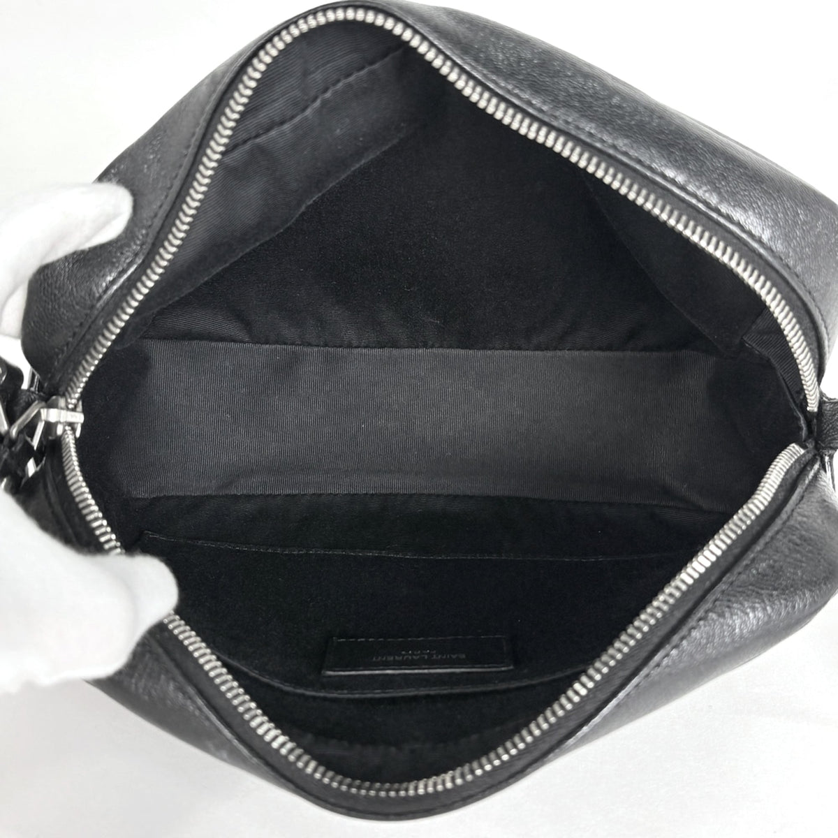 Yves Saint Laurent Black Leather Shoulder Bag (Pre-Owned)