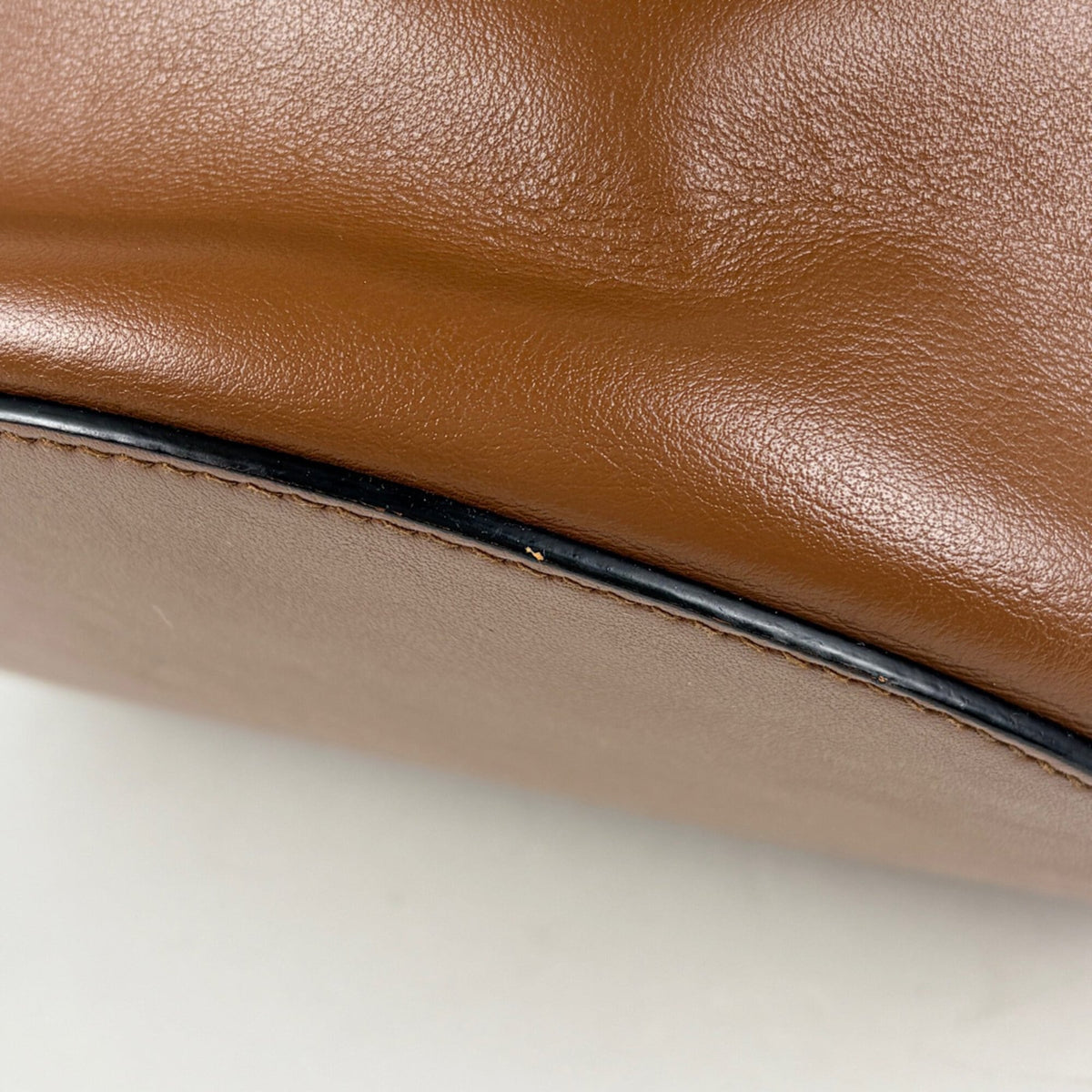 Prada Black Brown Leather Shoulder Bag (Pre-Owned)