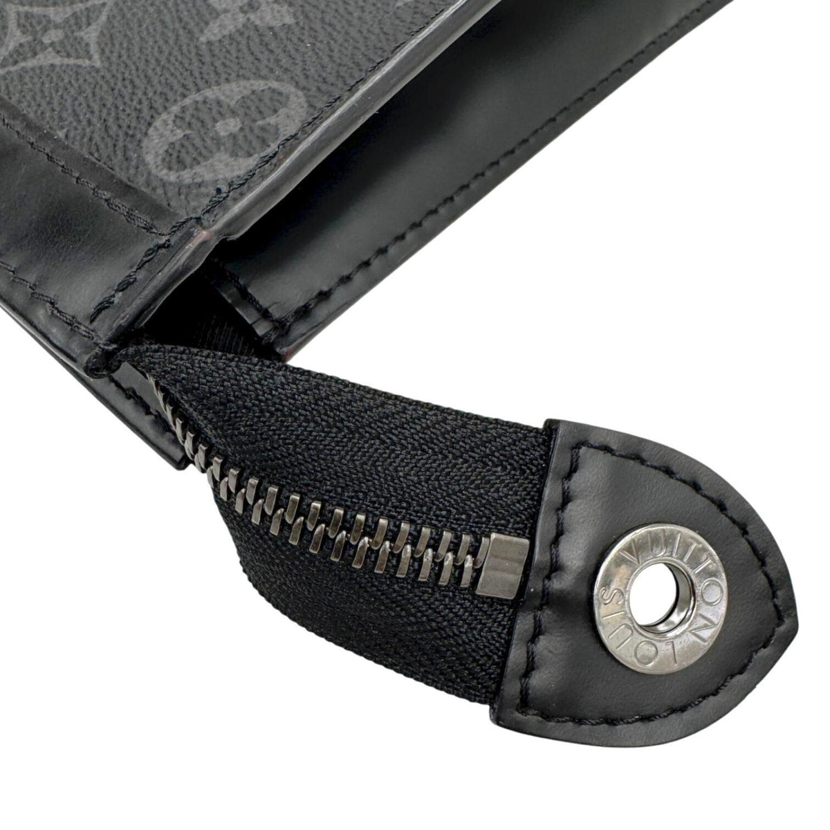 Louis Vuitton Black Monogram Eclipse Clutch Bag Pochette (Pre-Owned)