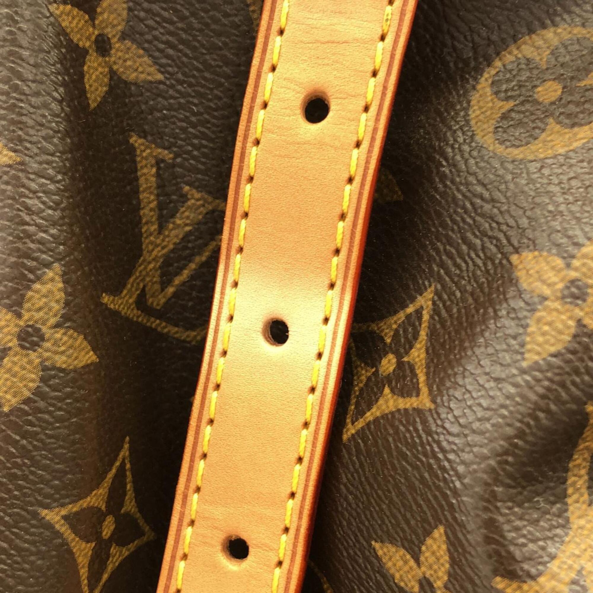 Louis Vuitton Marron Coated Canvas Shoulder Bag (Pre-Owned)