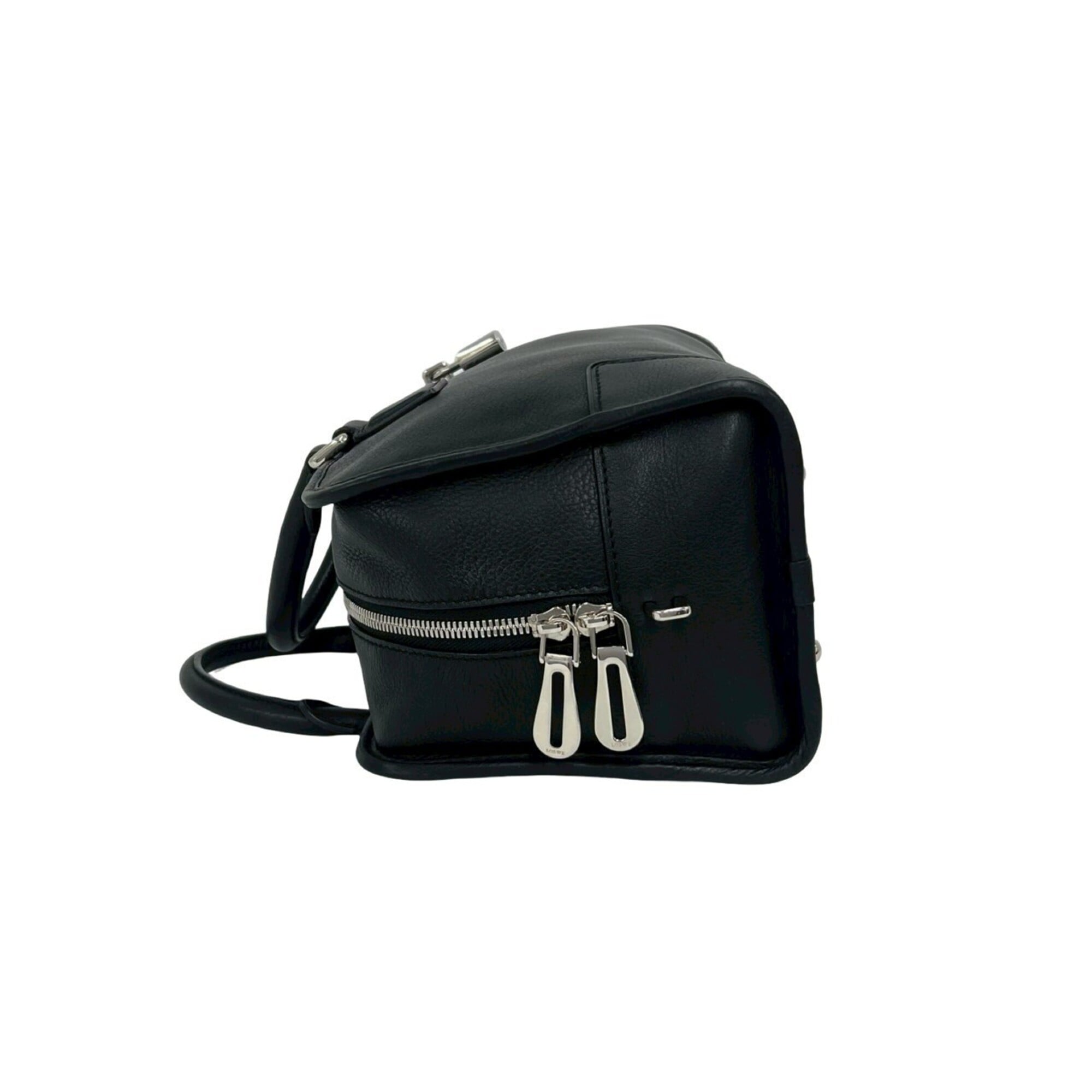 Loewe Black Leather Boston Bag Handbag (Pre-Owned)
