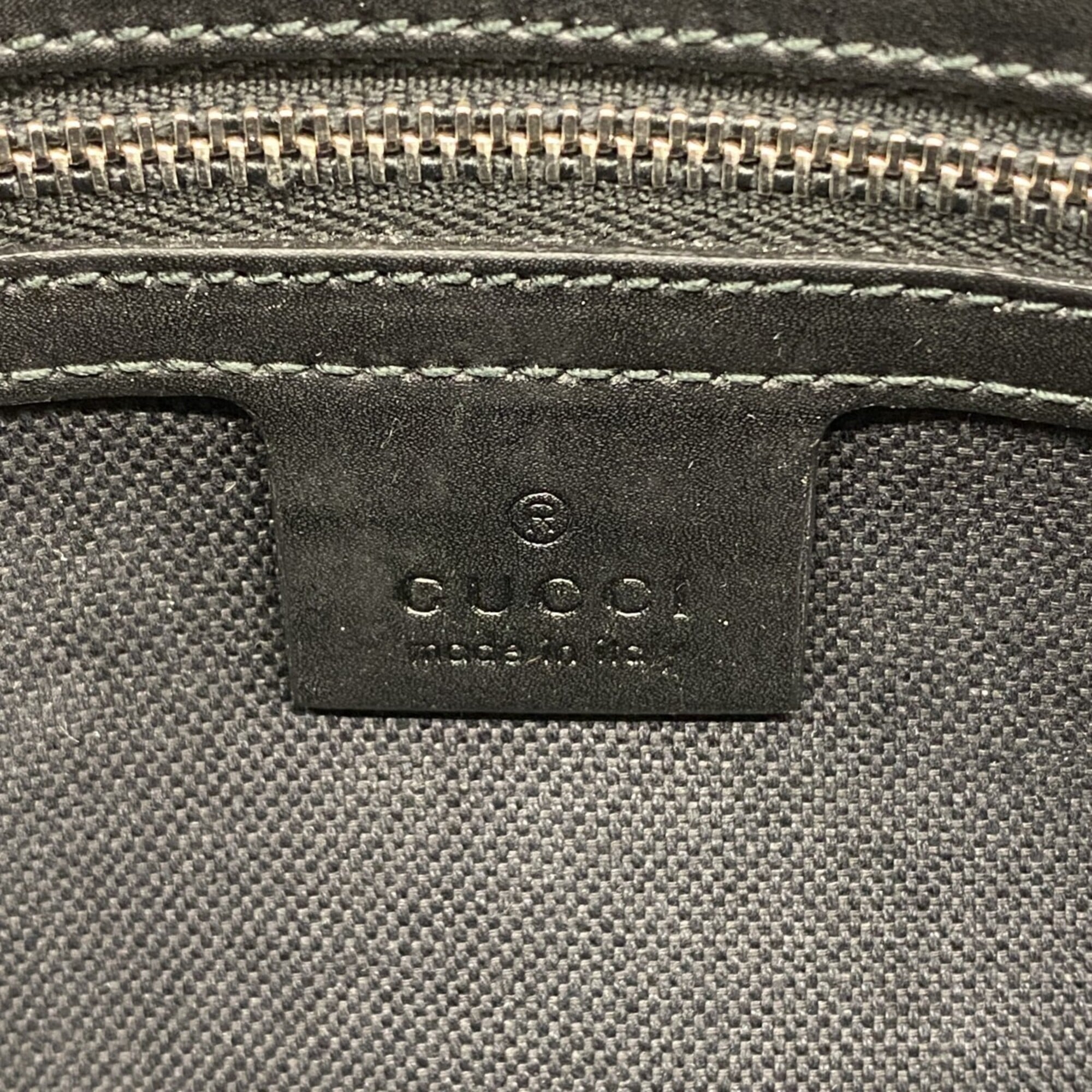 Gucci Black Pvc Clutch Bag (Pre-Owned)