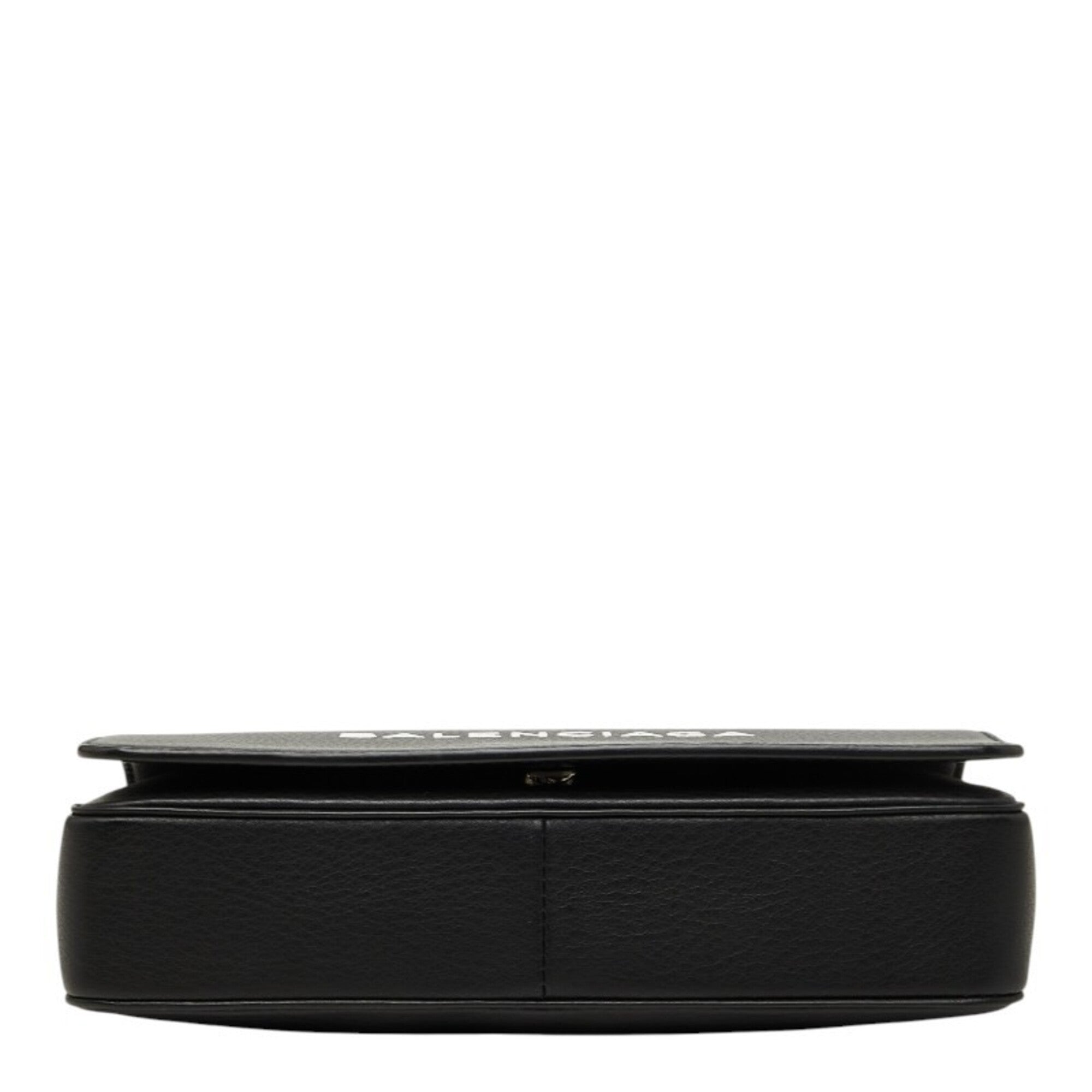 Balenciaga Black Leather Shoulder Bag (Pre-Owned)