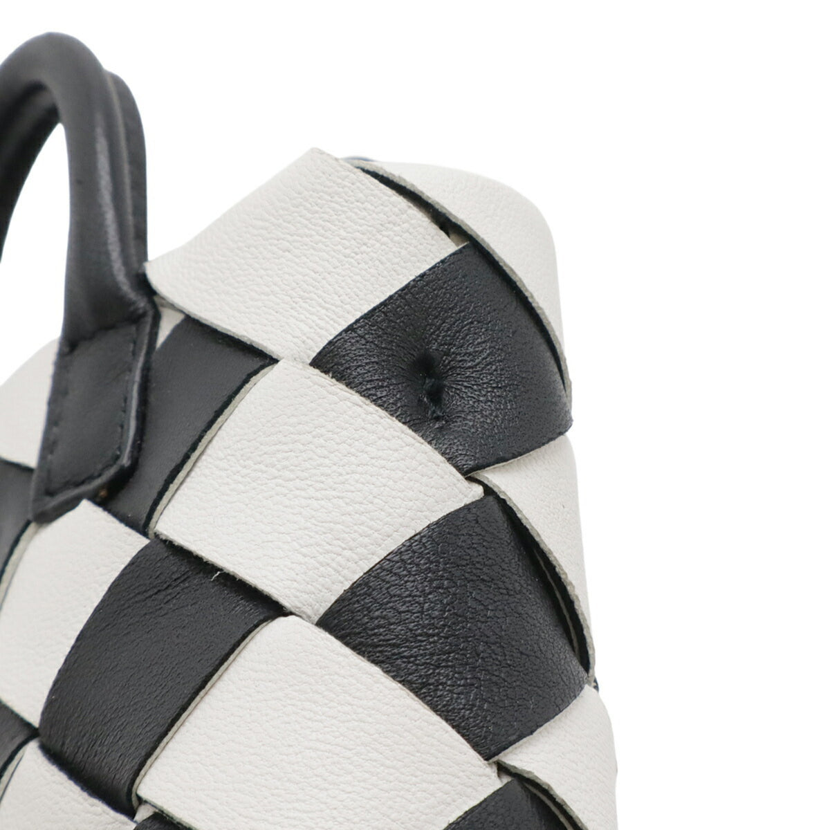 Bottega Veneta Black White Leather Pouch (Pre-Owned)