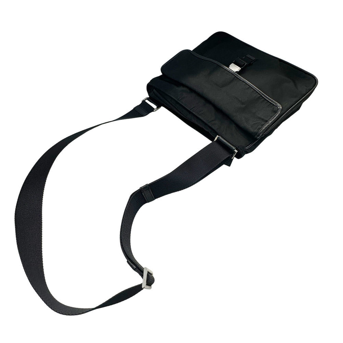 Prada Black Nylon Shoulder Bag (Pre-Owned)