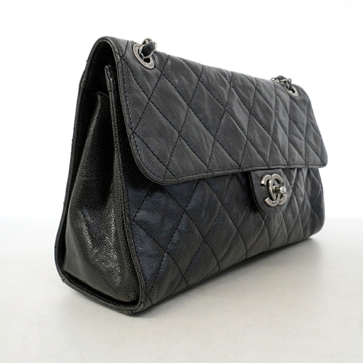 Chanel Black Grained Calfskin Shoulder Bag (Pre-Owned)