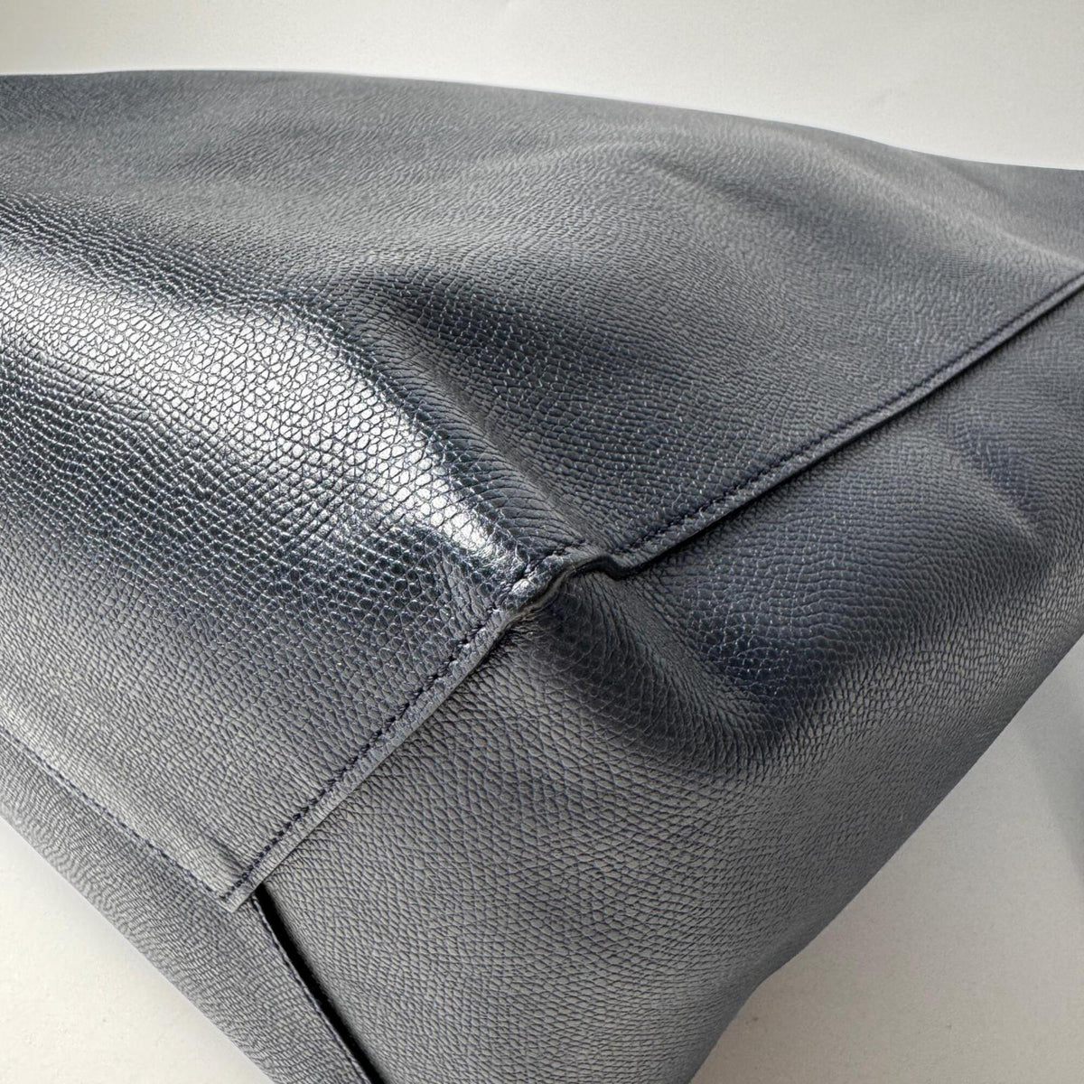 Valextra Navy Leather Pouch Tote Bag (Pre-Owned)