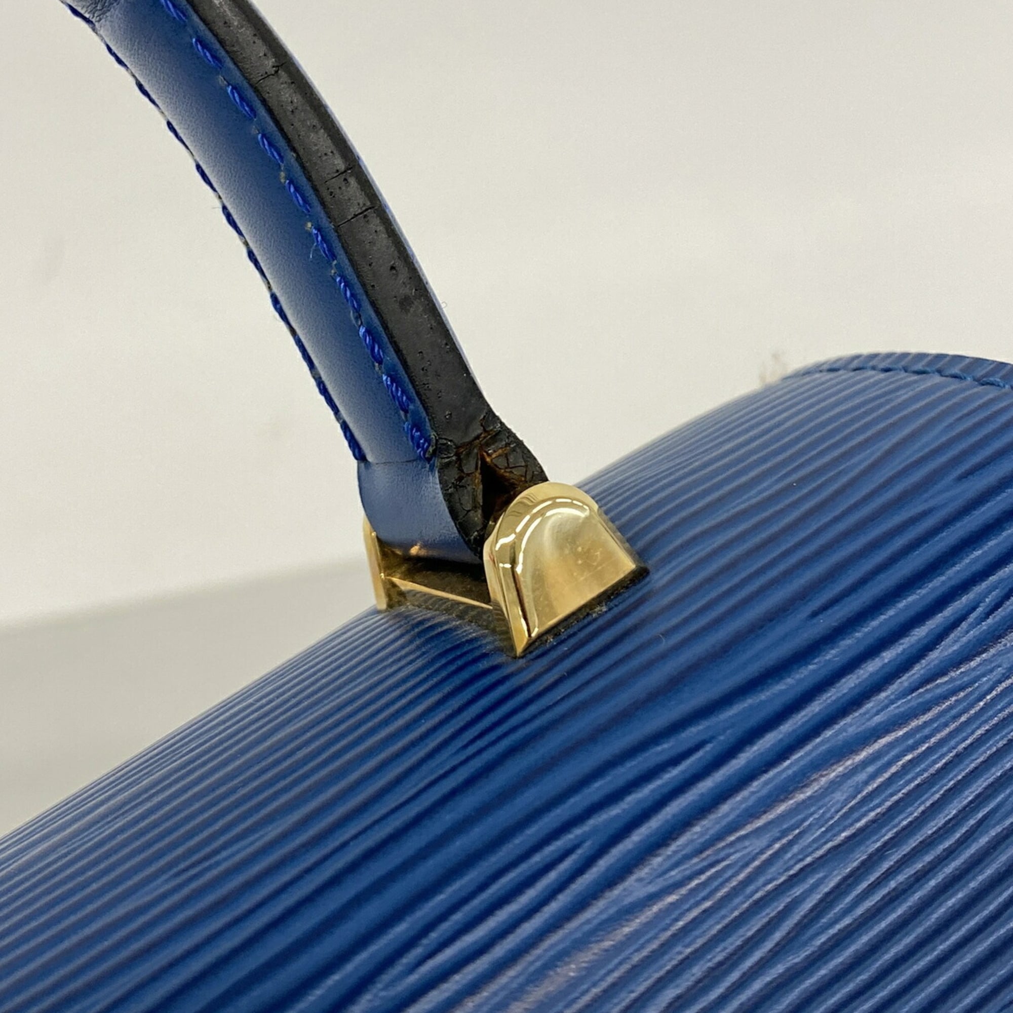 Louis Vuitton Toledo Blue Handbag (Pre-Owned)