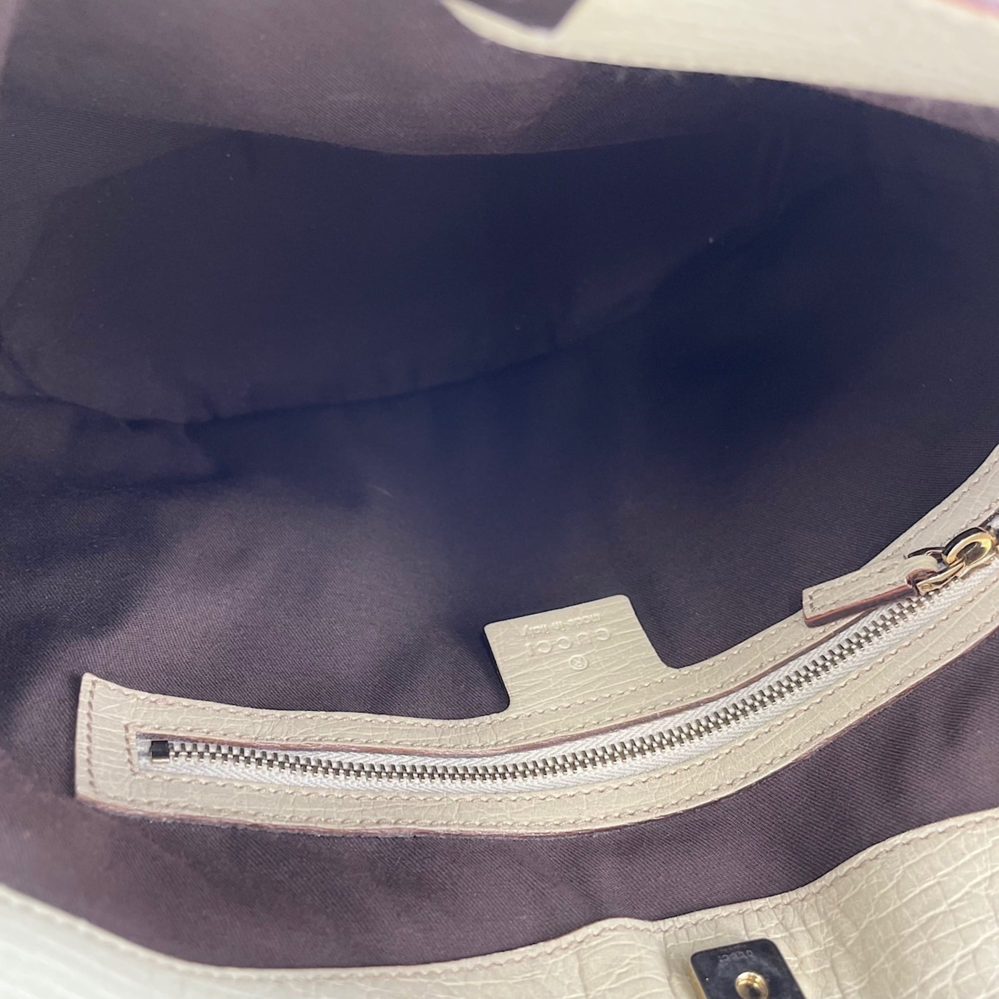 Gucci Horsebit White Shoulder Bag (Pre-Owned)