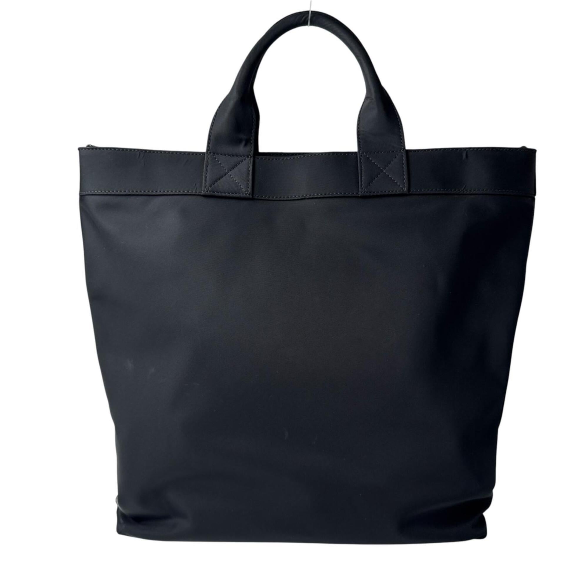 Burberry Black Nylon Shoulder Bag Tote Bag (Pre-Owned)
