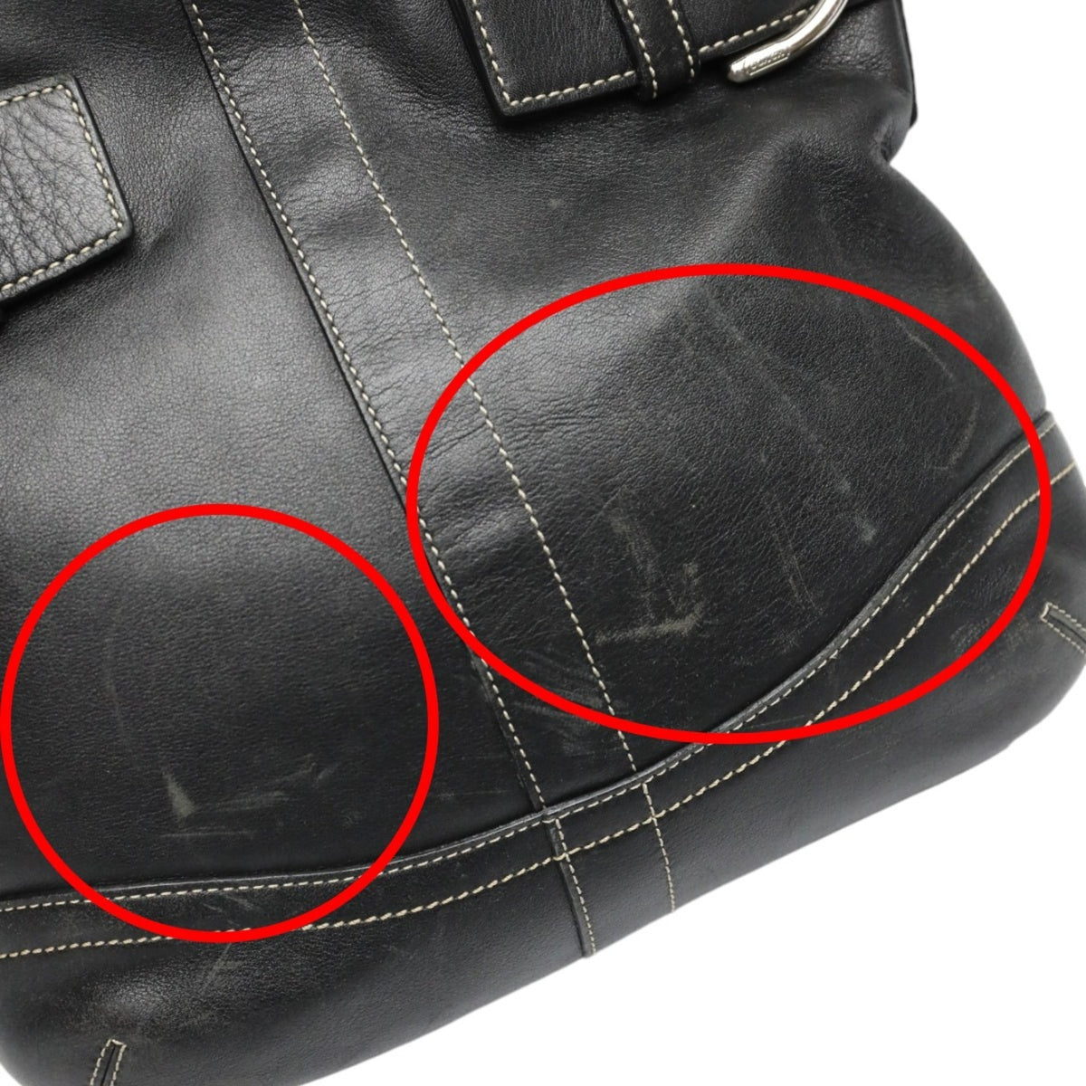 Coach Black Leather Shoulder Bag (Pre-Owned)