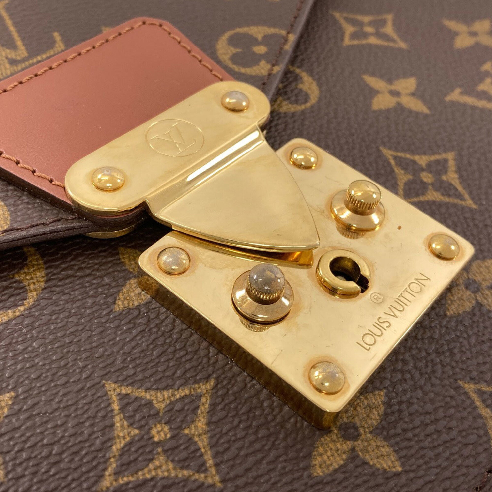 Louis Vuitton Monogram Monogram Monogram Handbag (Pre-Owned)