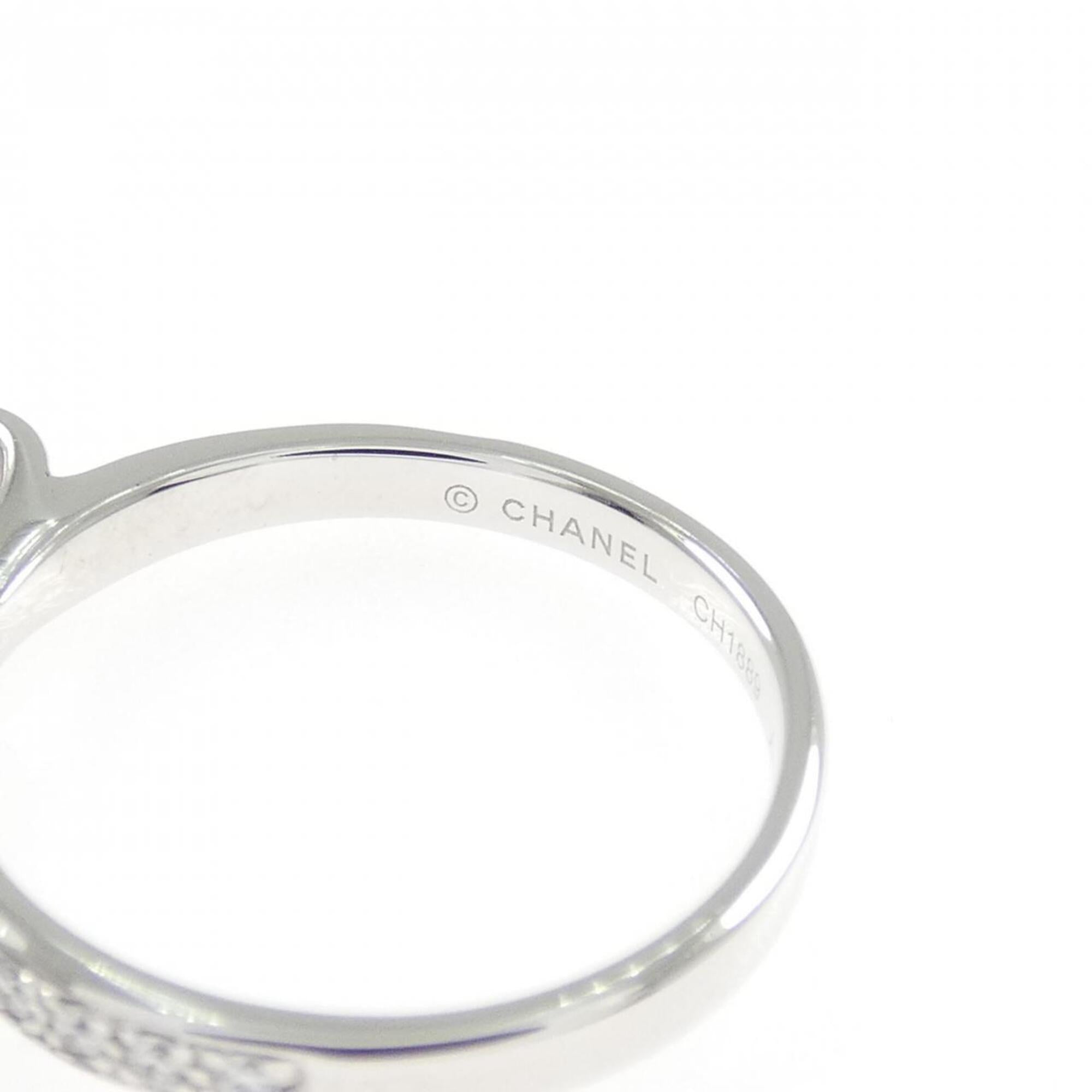 Chanel White Gold White Gold (18K) Band Ring (Pre-Owned)