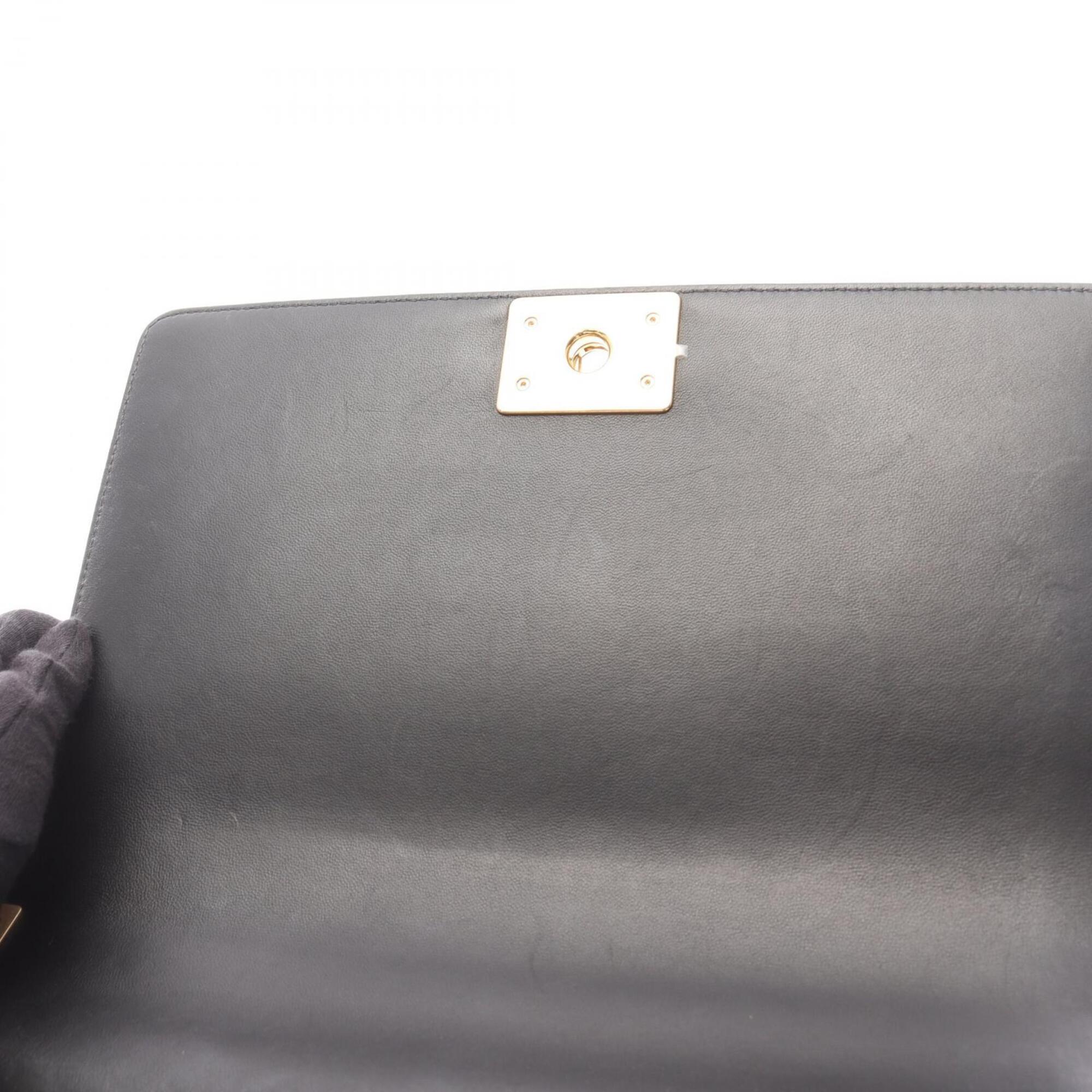 Chanel Black Leather Handbag Shoulder Bag (Pre-Owned)