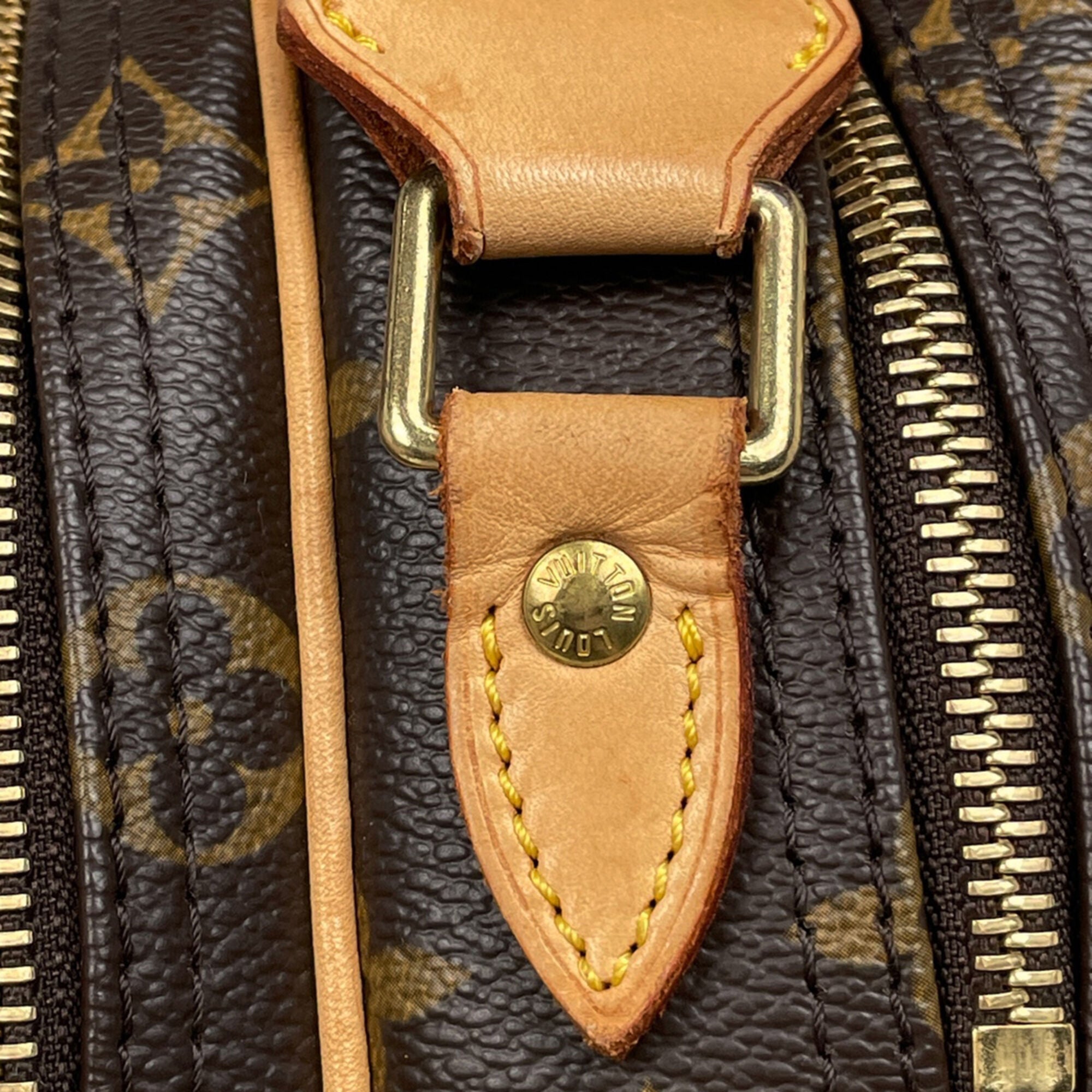 Louis Vuitton Brown Monogram Shoulder Bag (Pre-Owned)