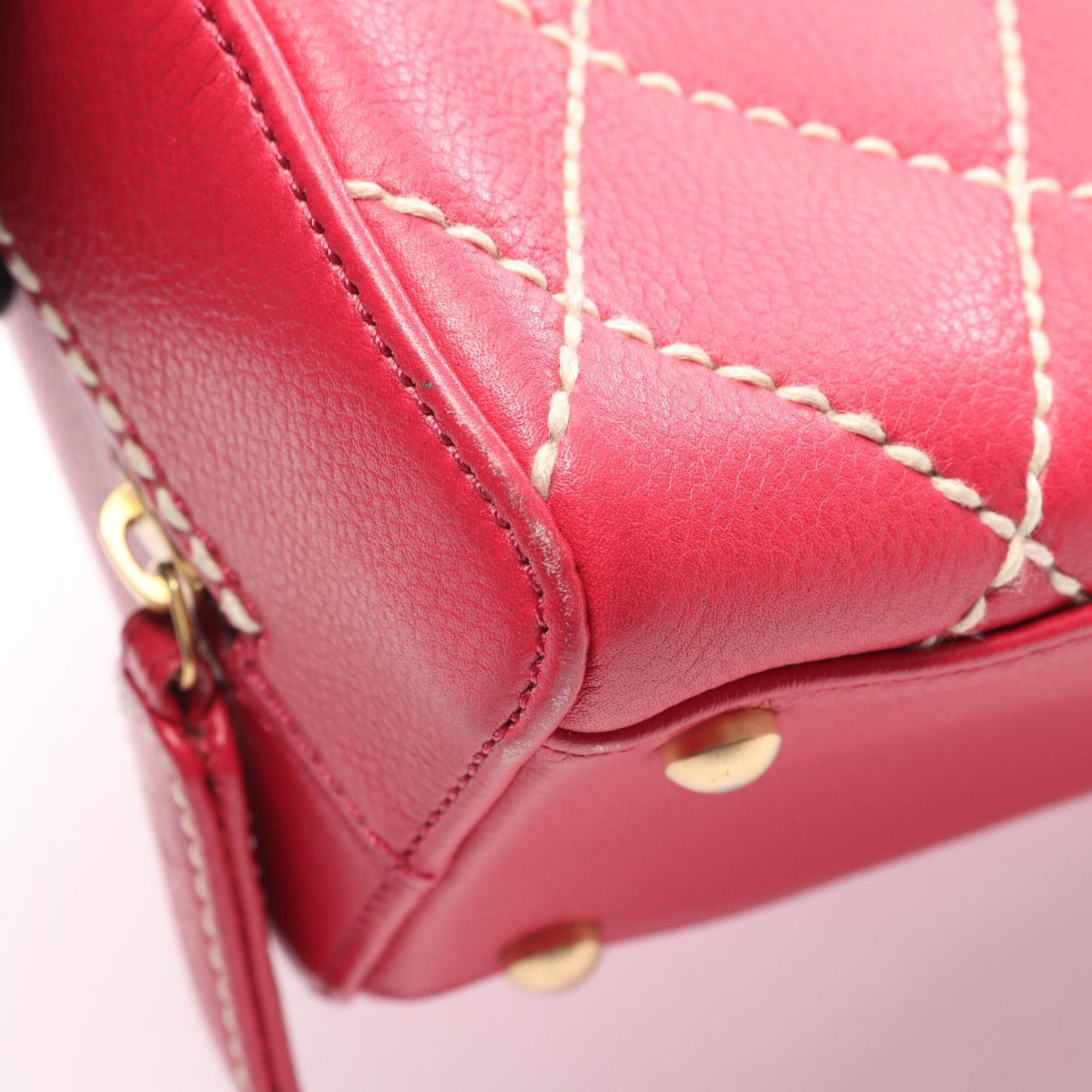 Chanel Pink Leather Handbag (Pre-Owned)