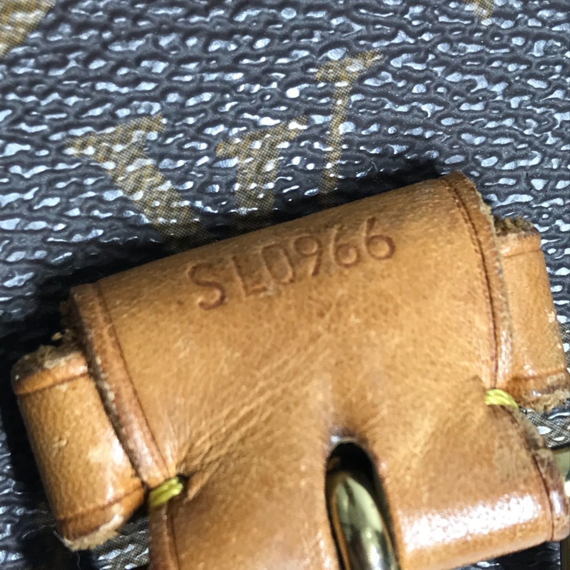 Louis Vuitton Brown Monogram Handbag Shoulder Bag (Pre-Owned)