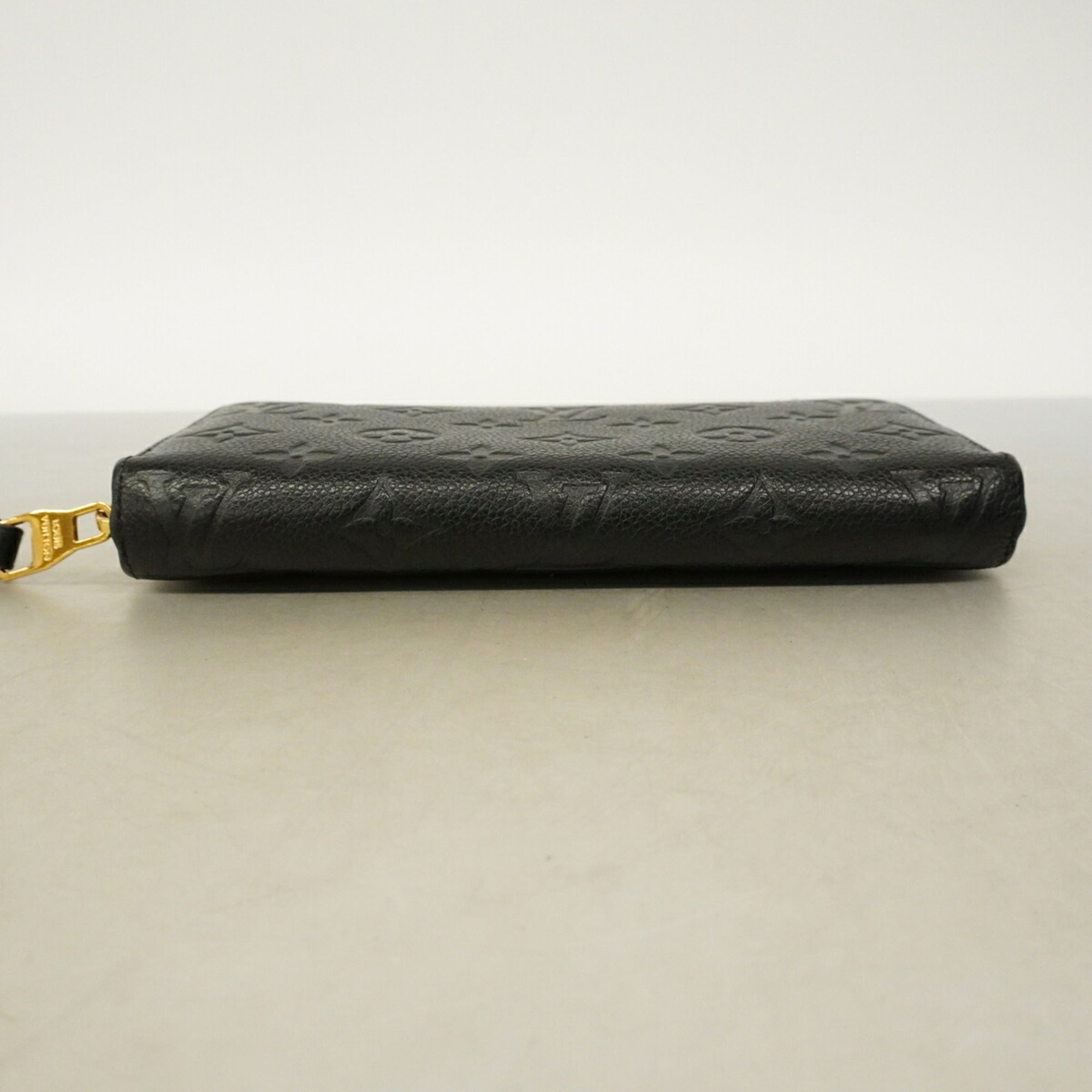 Louis Vuitton Noir Long Wallet (Bi-Fold) (Pre-Owned)