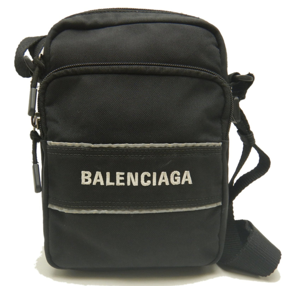 Balenciaga Black Nylon Messenger Bag Shoulder Bag (Pre-Owned)
