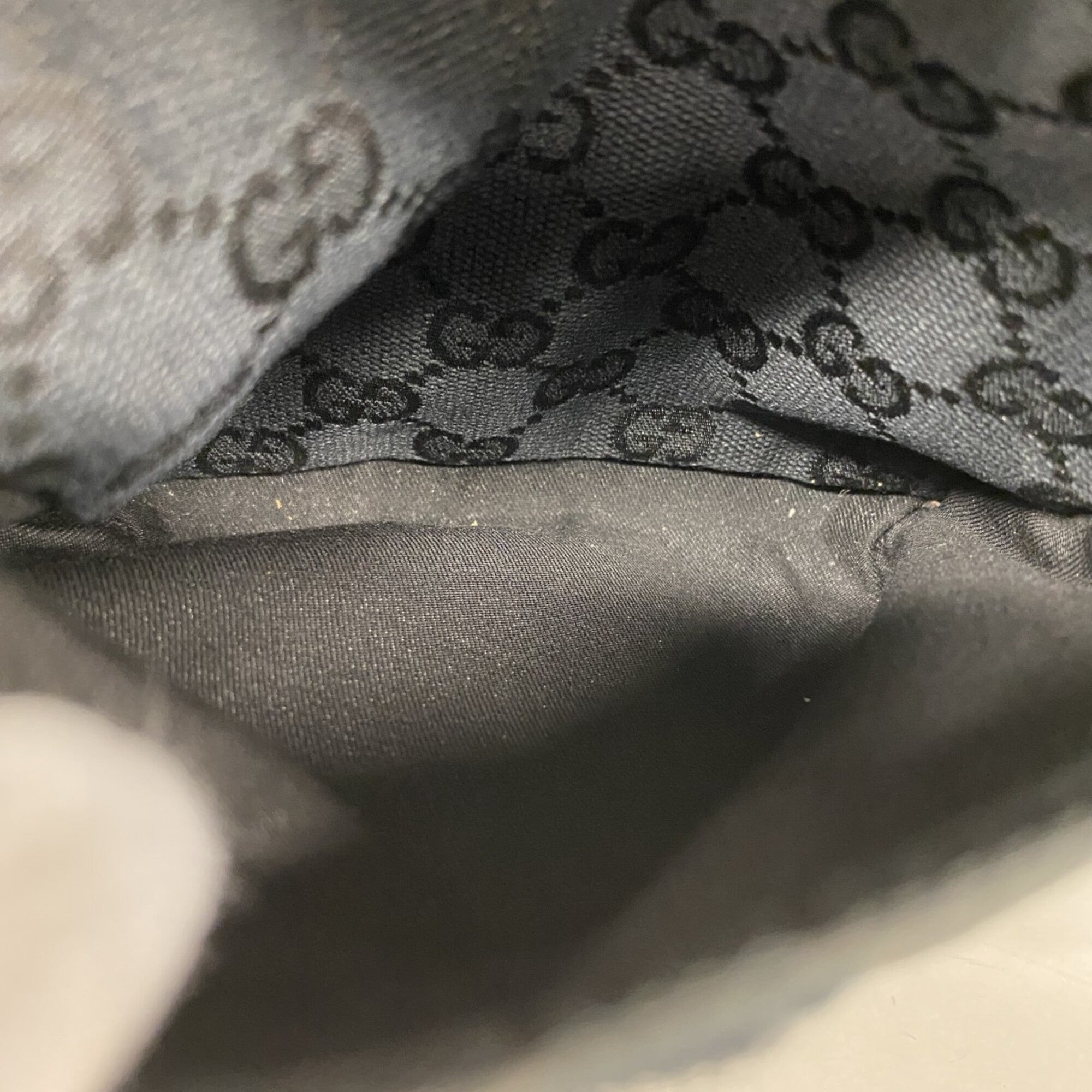 Gucci Black Canvas Fanny Pack (Pre-Owned)