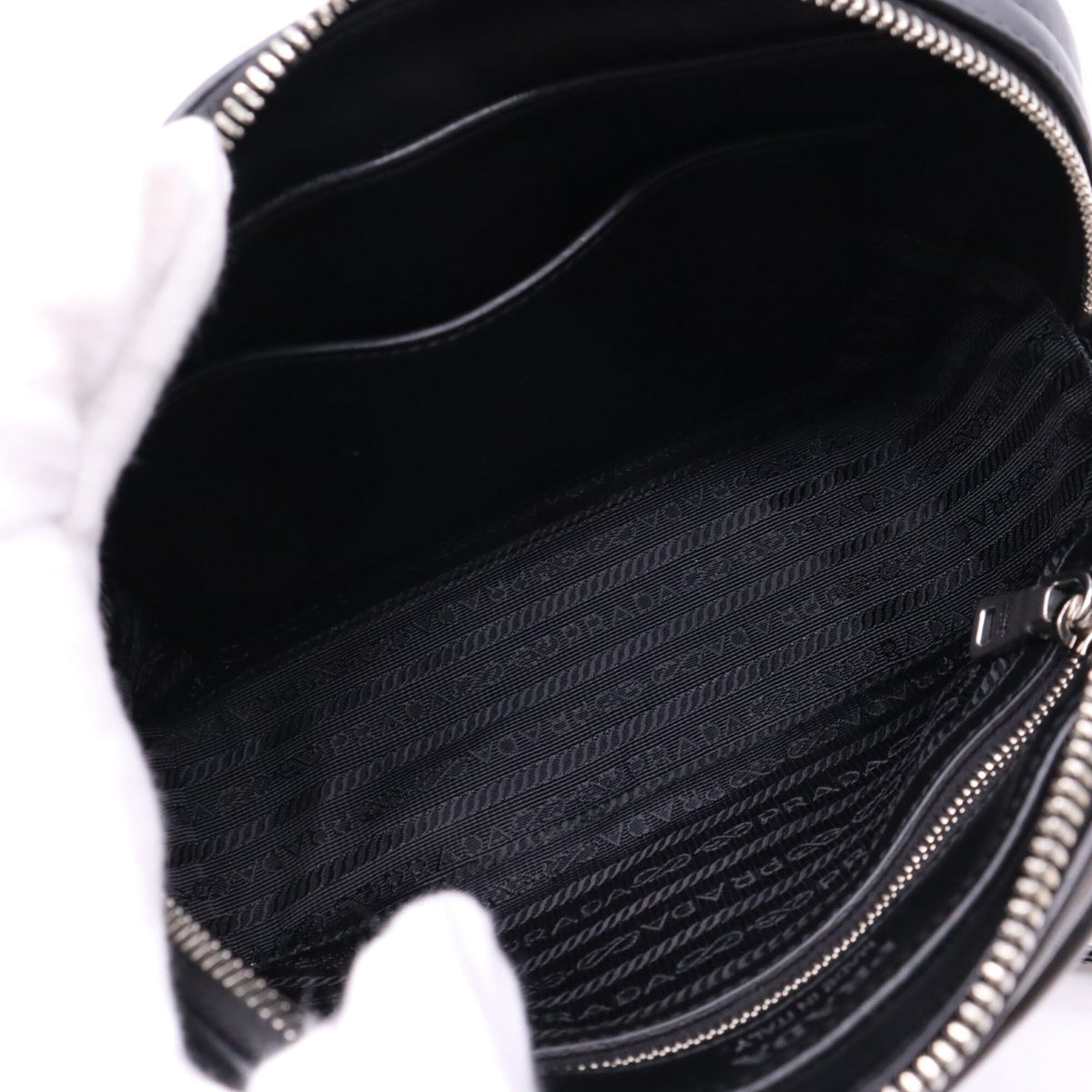 Prada Black Nero Leather Shoulder Bag (Pre-Owned)