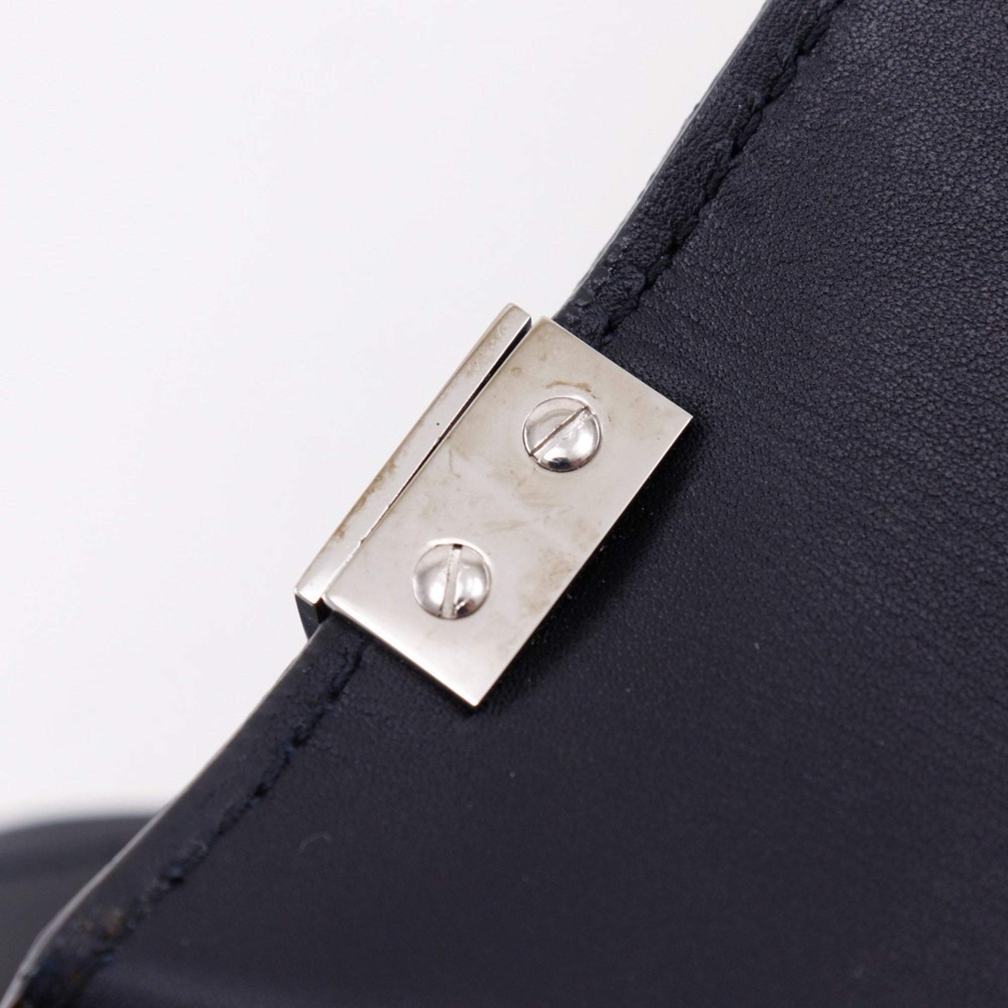 Louis Vuitton Black Noir Vernis Shoulder Bag (Pre-Owned)