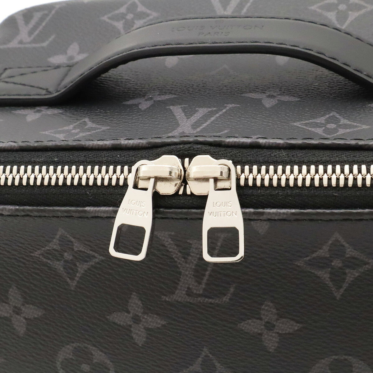 Louis Vuitton Black Gray Monogram Eclipse Canvas Handbag Pouch (Pre-Owned)