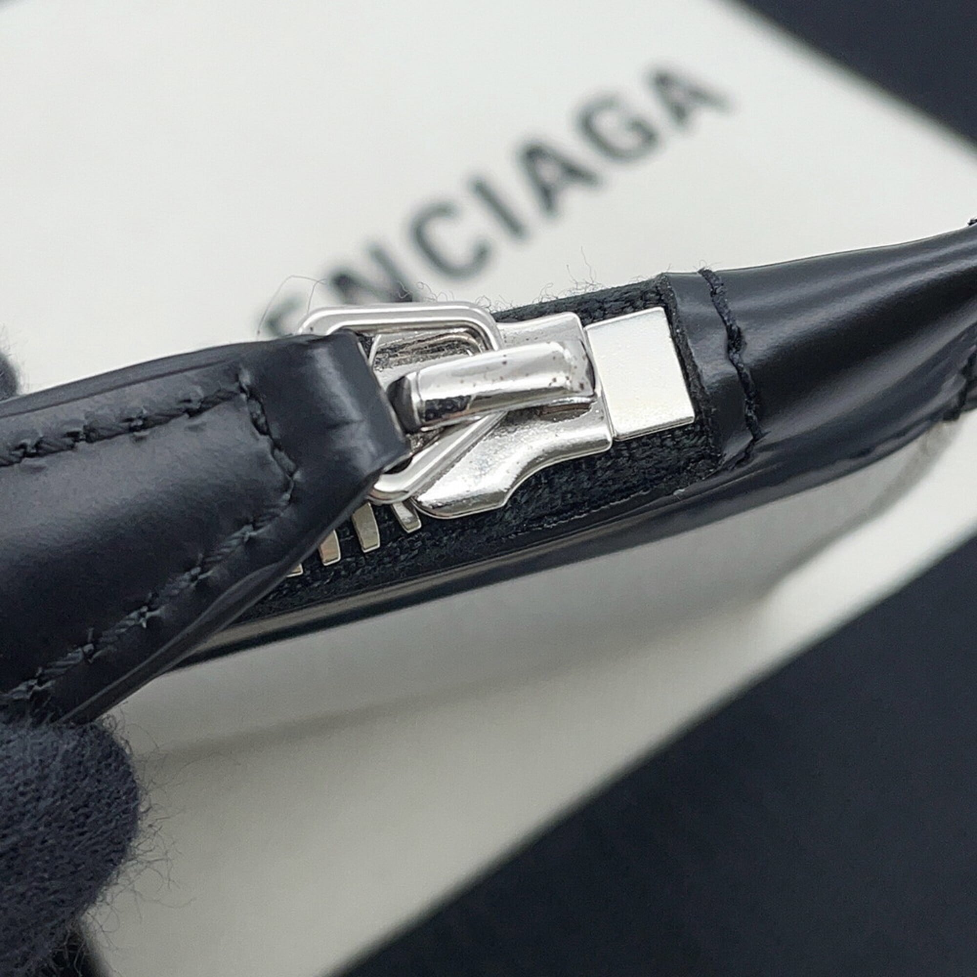 Balenciaga Black White Canvas Leather Handbag (Pre-Owned)