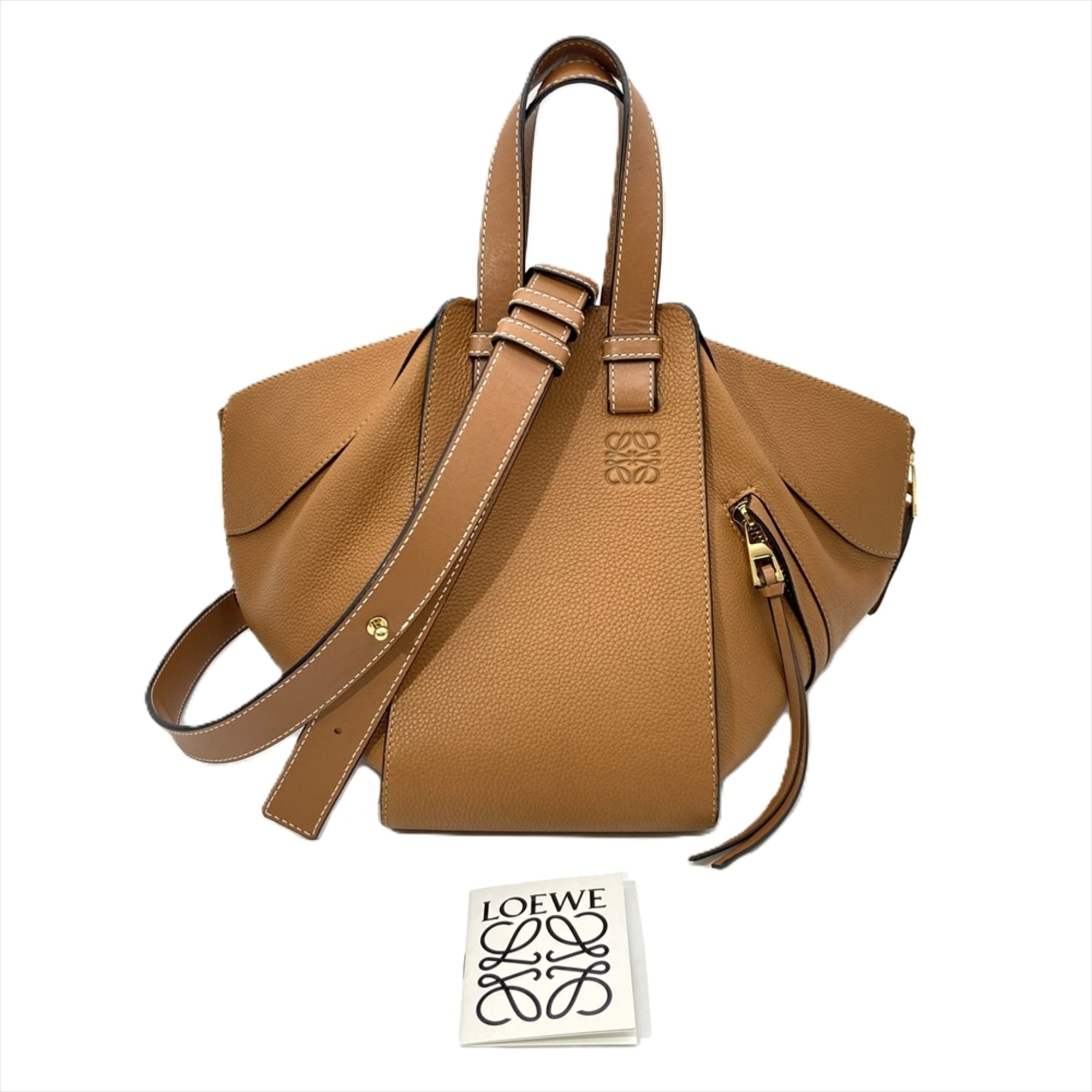Loewe Camel Leather Shoulder Bag (Pre-Owned)
