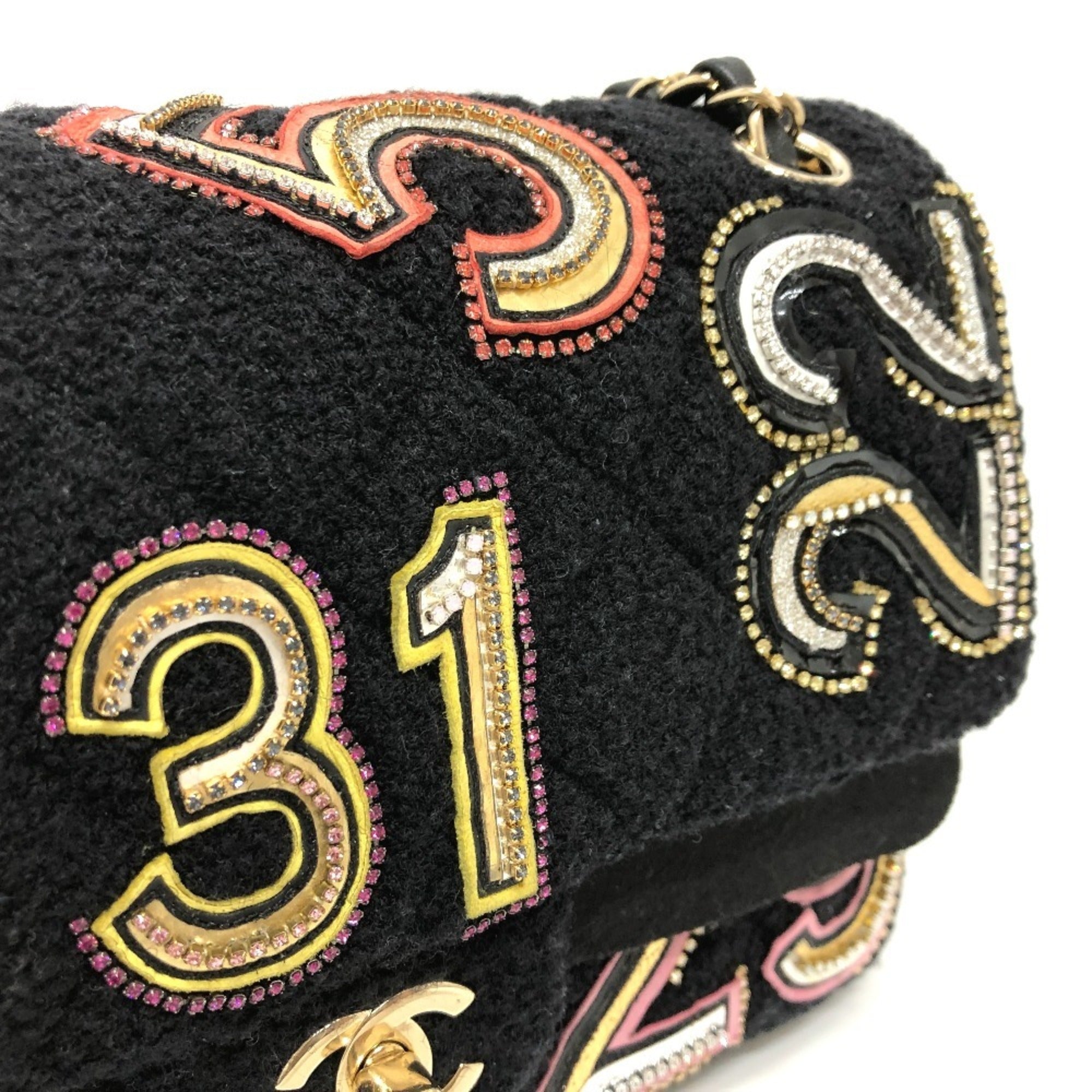 Chanel Black Canvas Shoulder Bag (Pre-Owned)