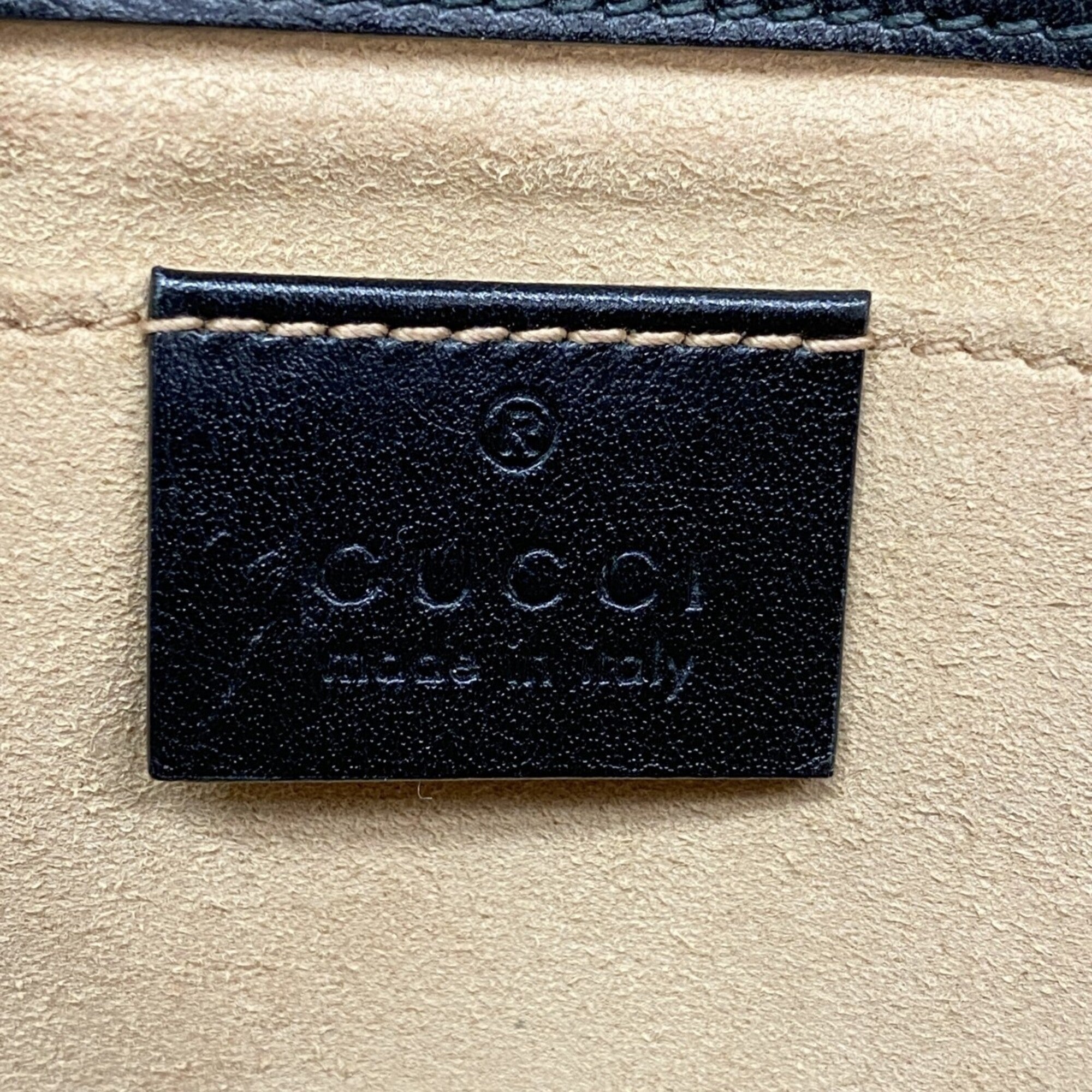 Gucci Black Leather Shoulder Bag (Pre-Owned)