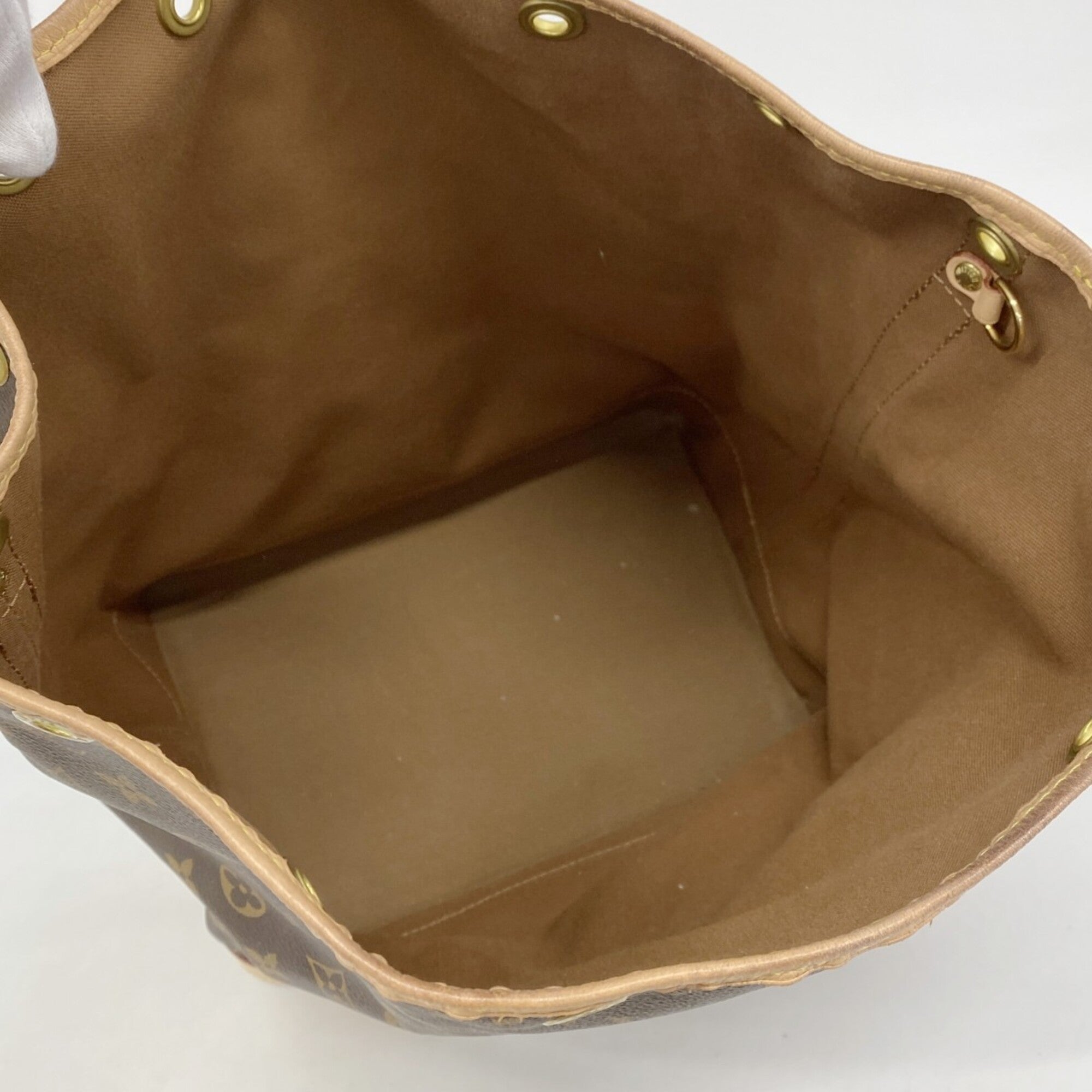 Louis Vuitton Brown Shoulder Bag (Pre-Owned)