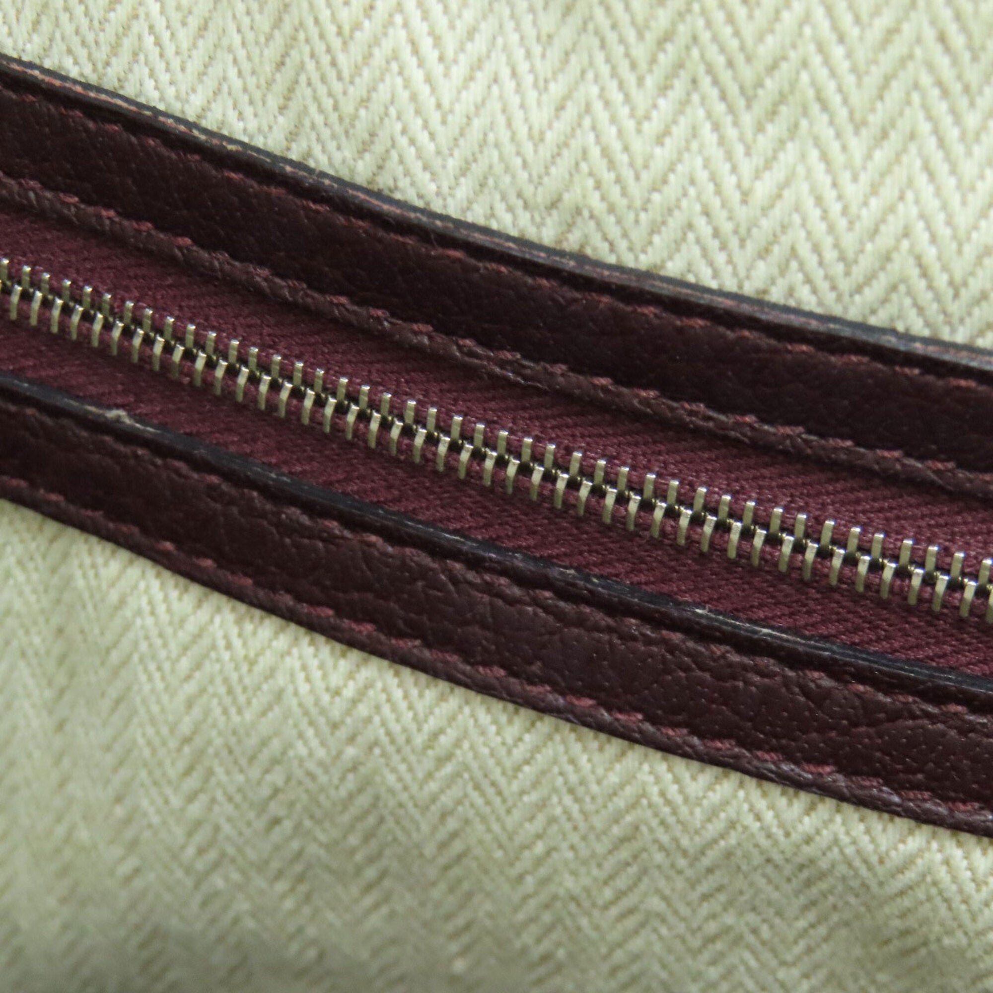 Hermes Bordeaux Negonda Leather Handbag (Pre-Owned)