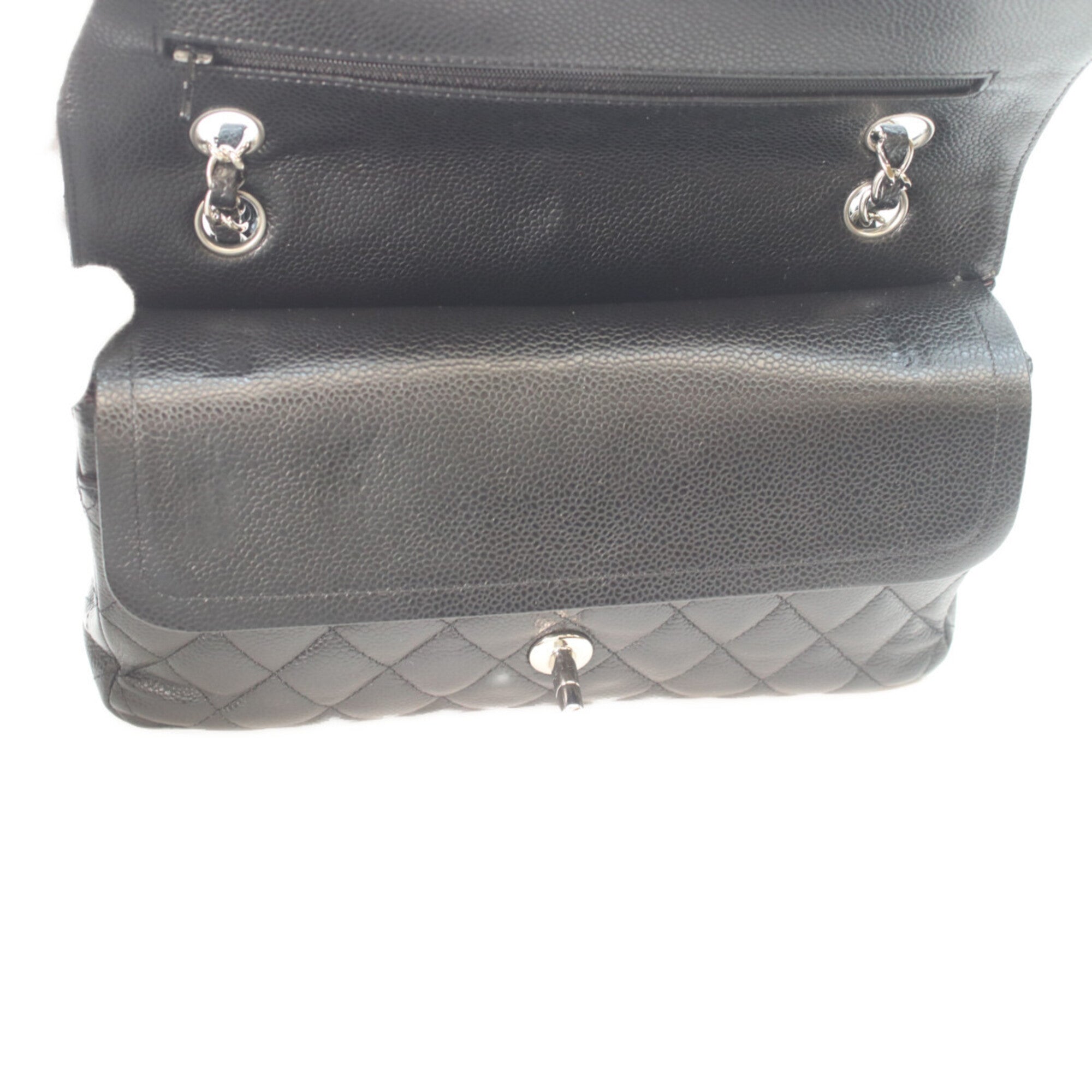 Chanel Matelasse Black Grained Calfskin Shoulder Bag (Pre-Owned)