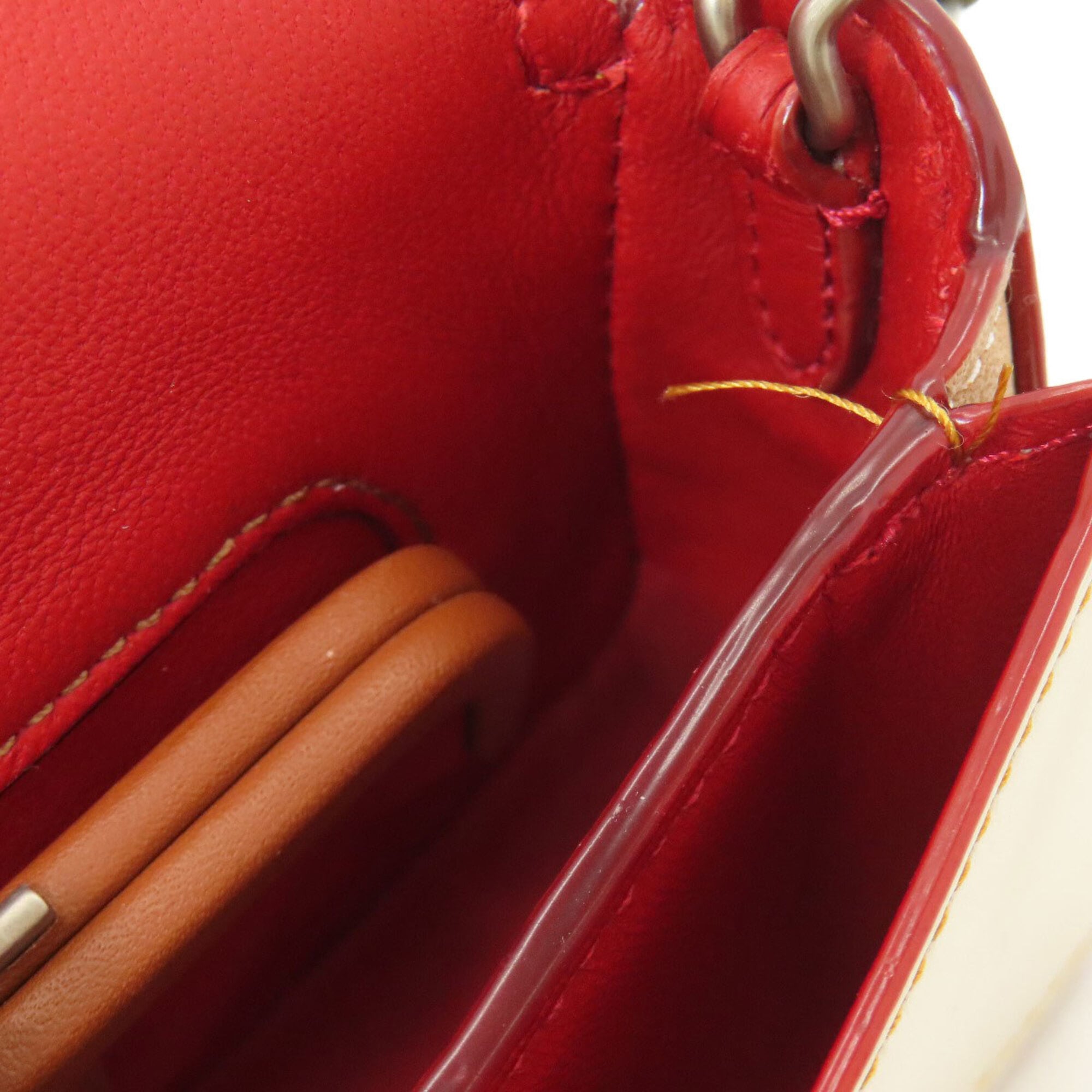 Coach White Leather Shoulder Bag (Pre-Owned)