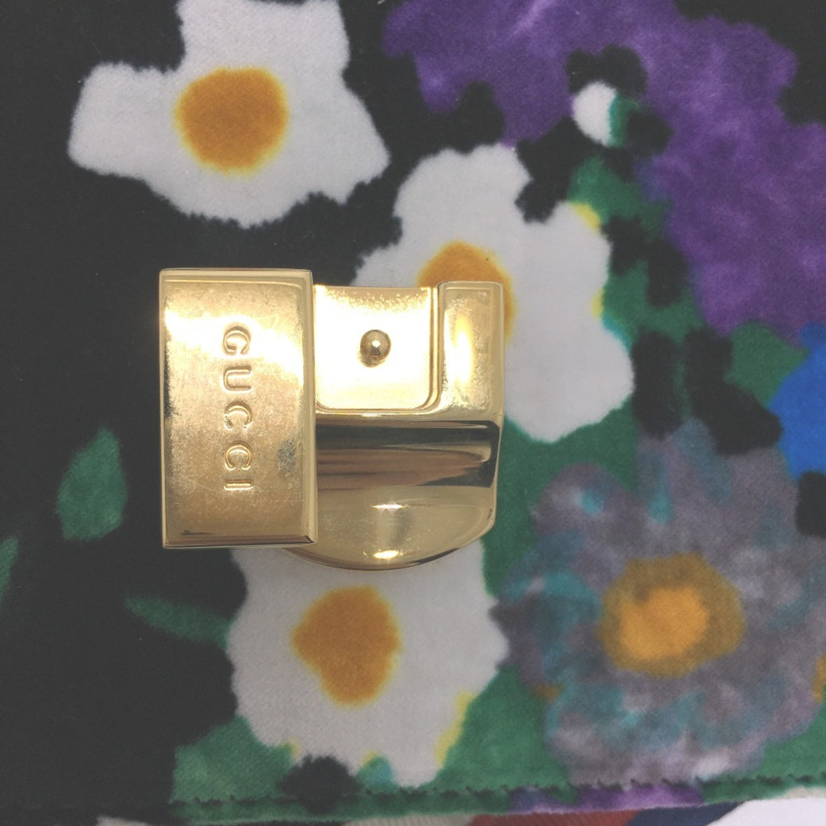 Gucci Other Leather Shoulder Bag (Pre-Owned)
