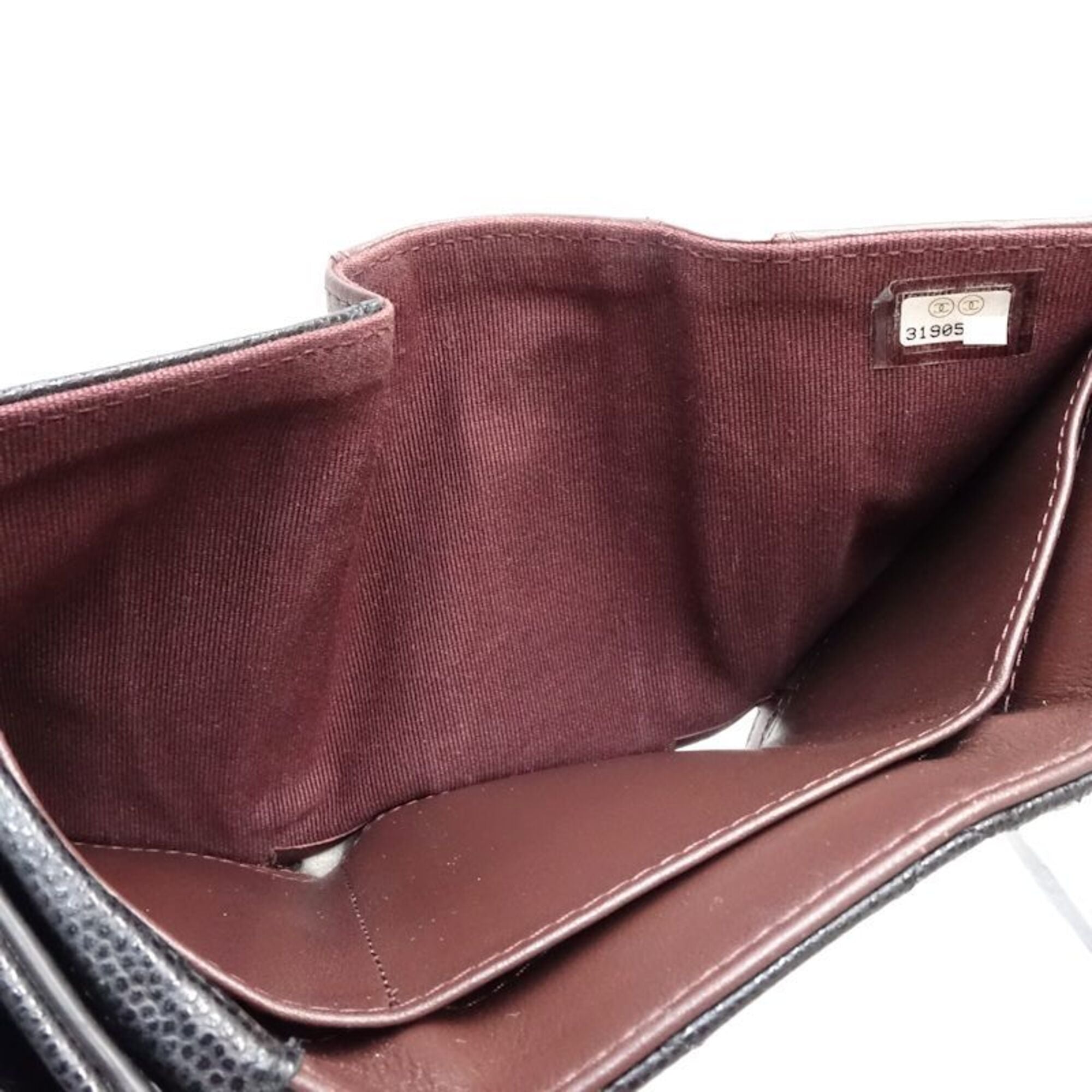 Chanel Black Grained Calfskin Wallet (Tri-Fold) (Pre-Owned)