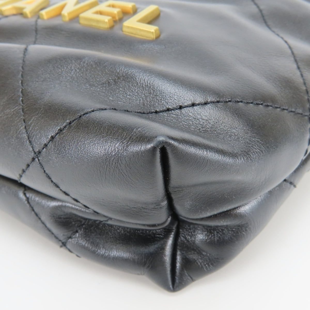Chanel Black Leather Handbag Shoulder Bag (Pre-Owned)