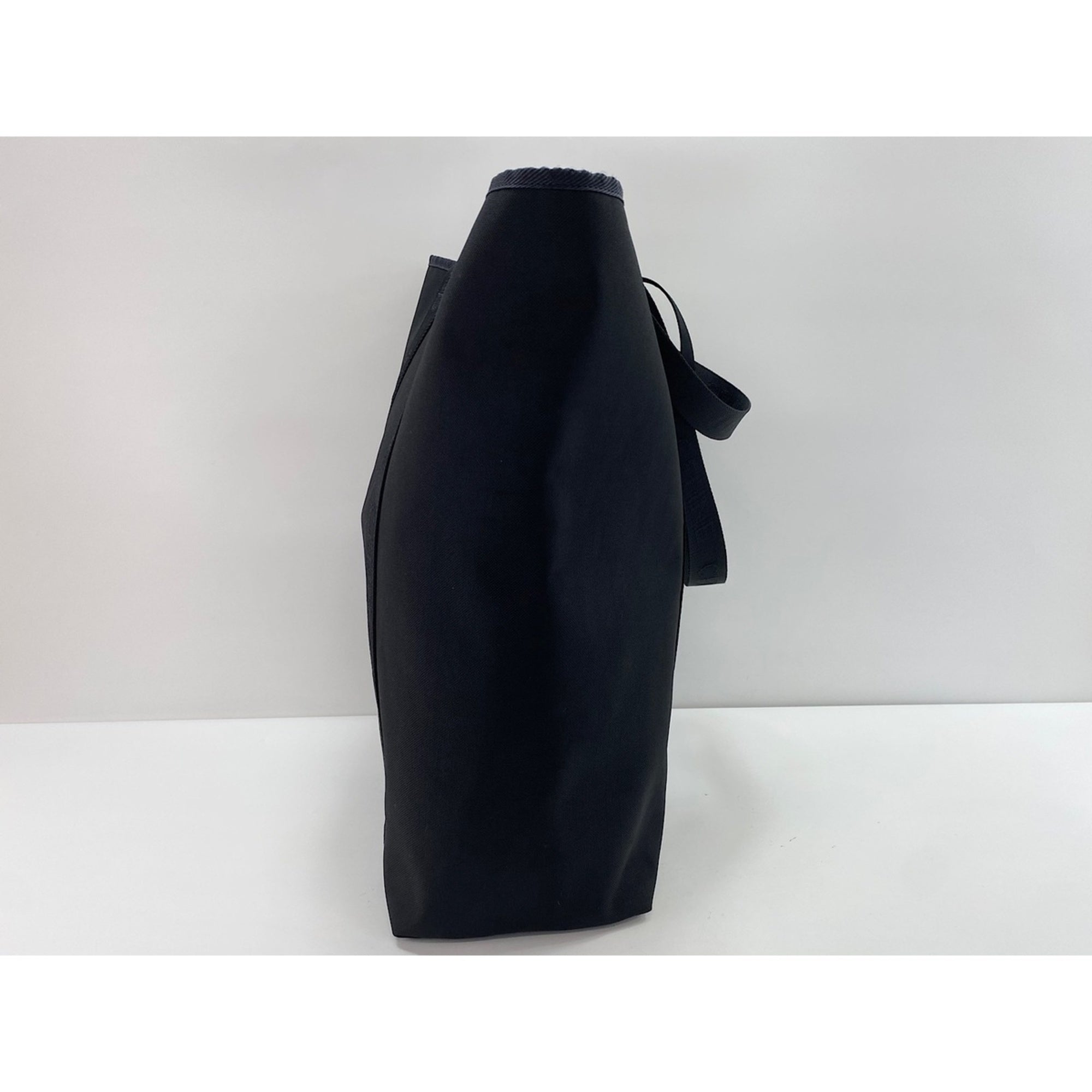 Celine Black Handbag (Pre-Owned)