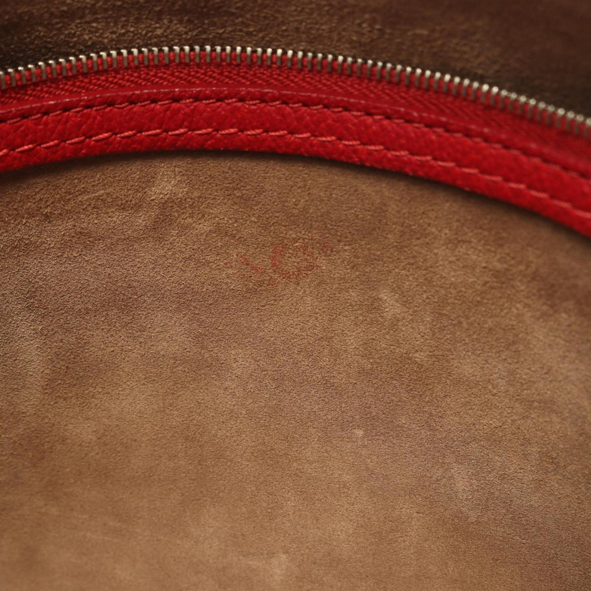 Louis Vuitton Red Color Leather Handbag (Pre-Owned)