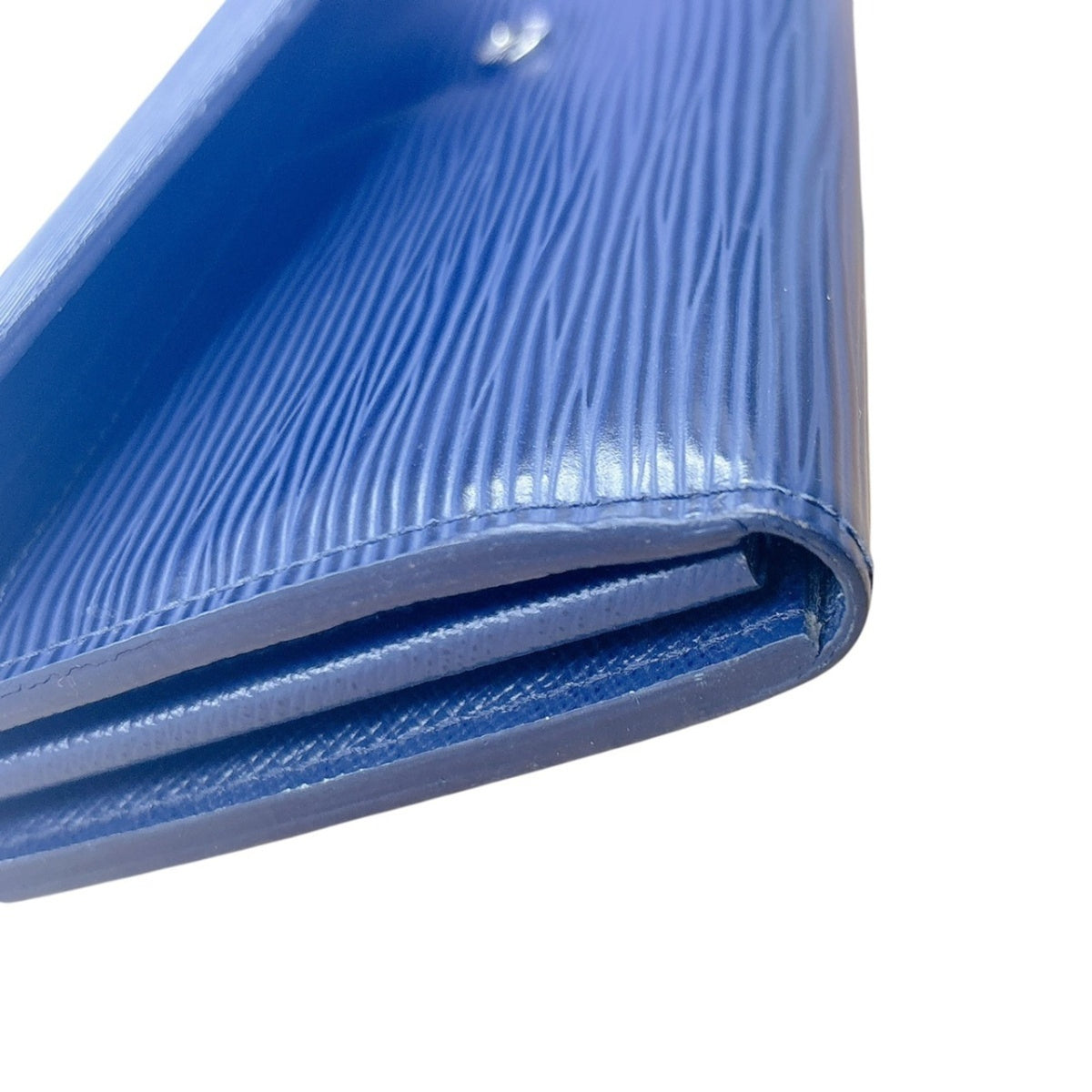 Louis Vuitton Blue Epi Leather Long Wallet (Bi-Fold) (Pre-Owned)
