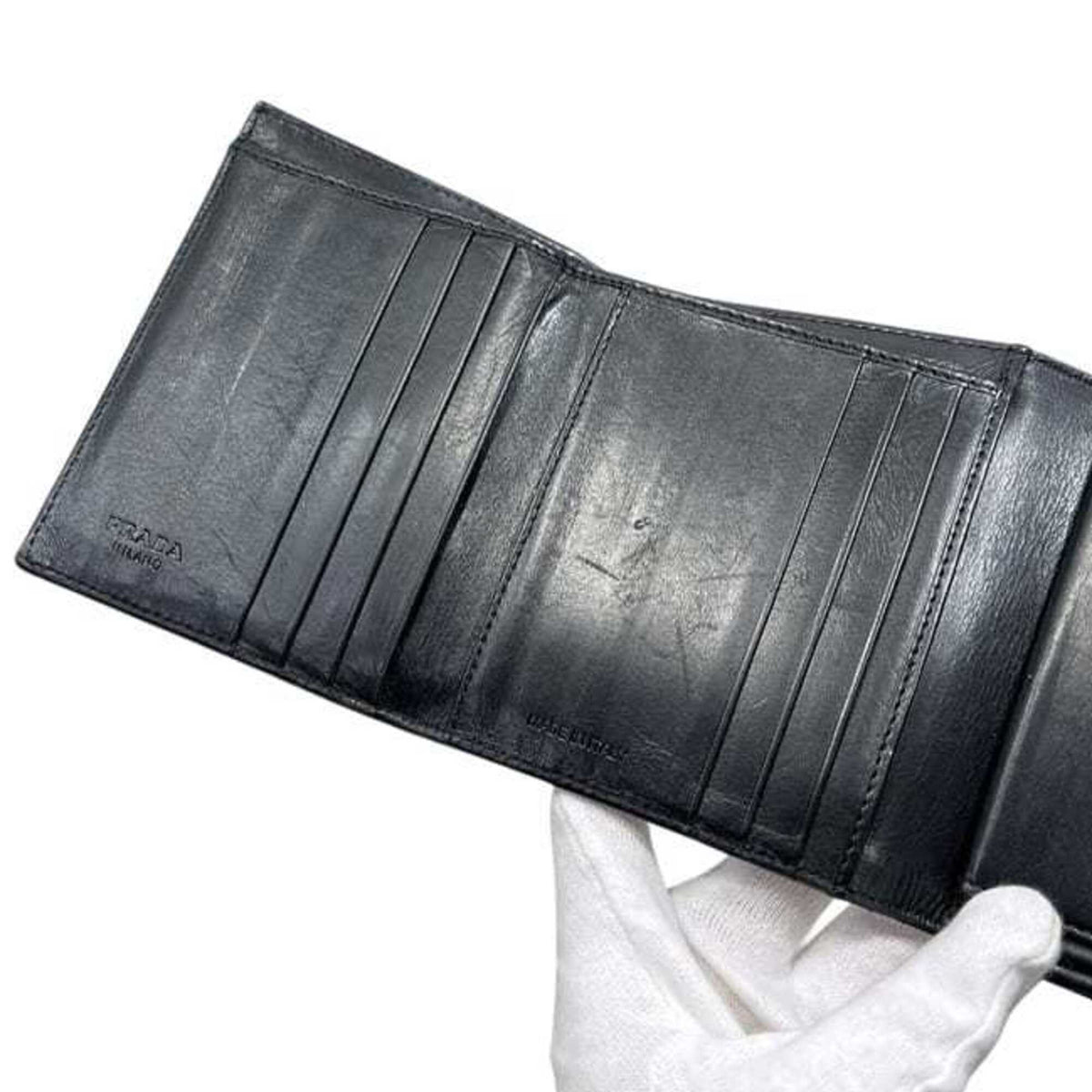 Prada Black Nero Patent Leather Wallet (Tri-Fold) (Pre-Owned)