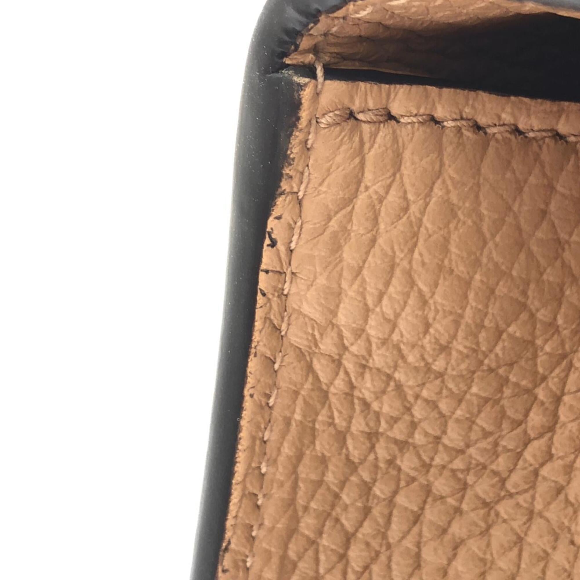 Gucci Beige Gold Leather Shoulder Bag (Pre-Owned)