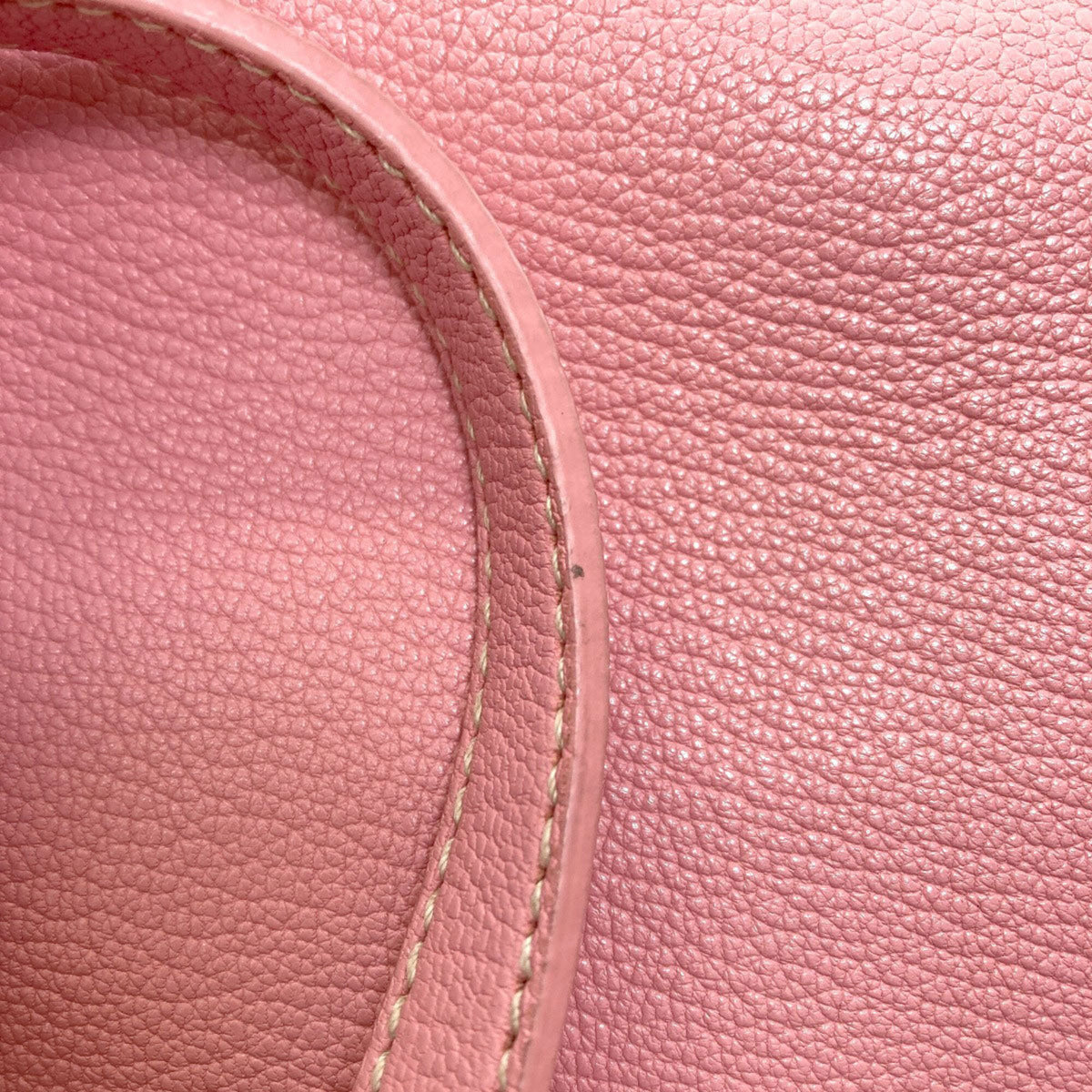 Miu Miu Pink Leather Handbag (Pre-Owned)