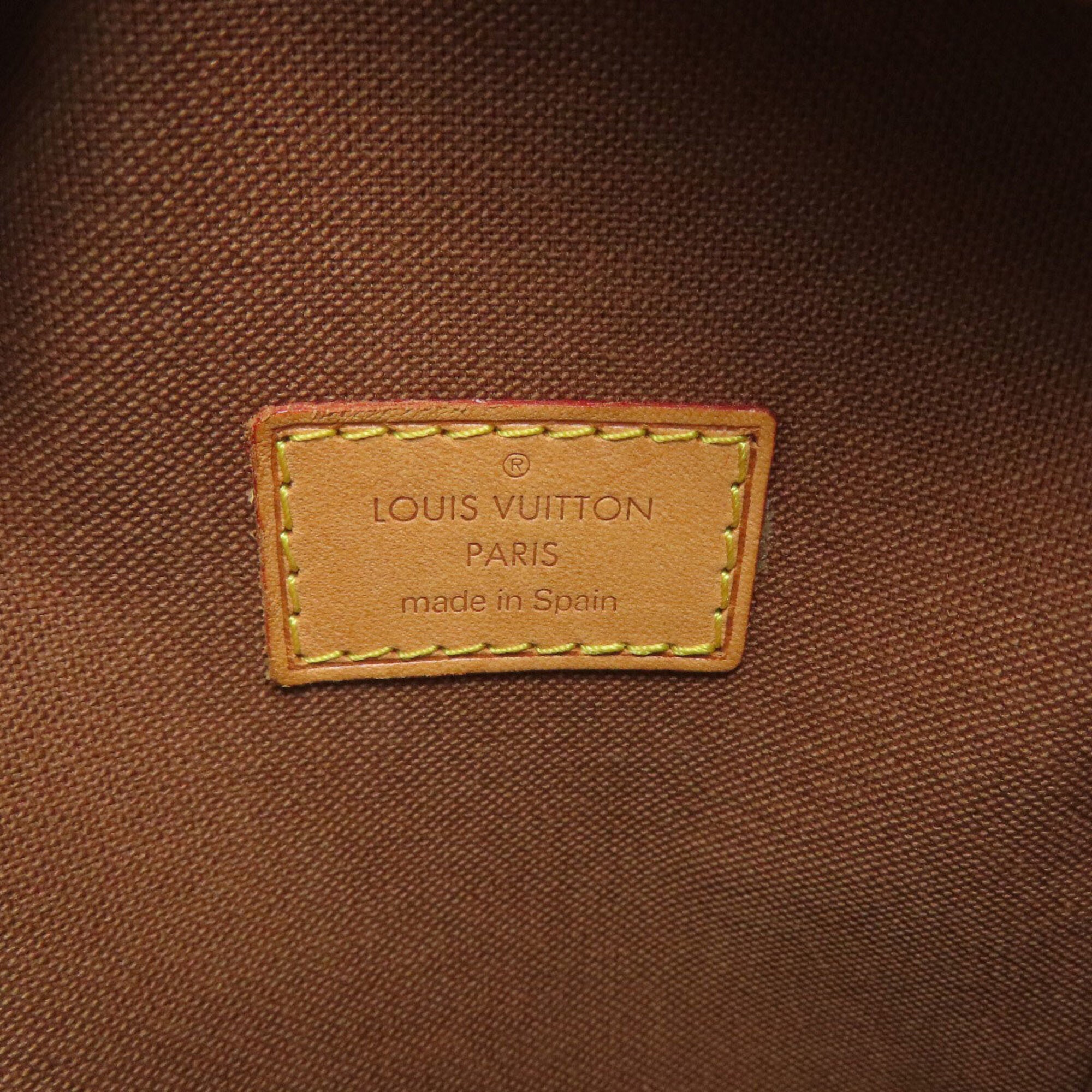 Louis Vuitton Monogram Monogram Pochette Sling Bag (Pre-Owned)