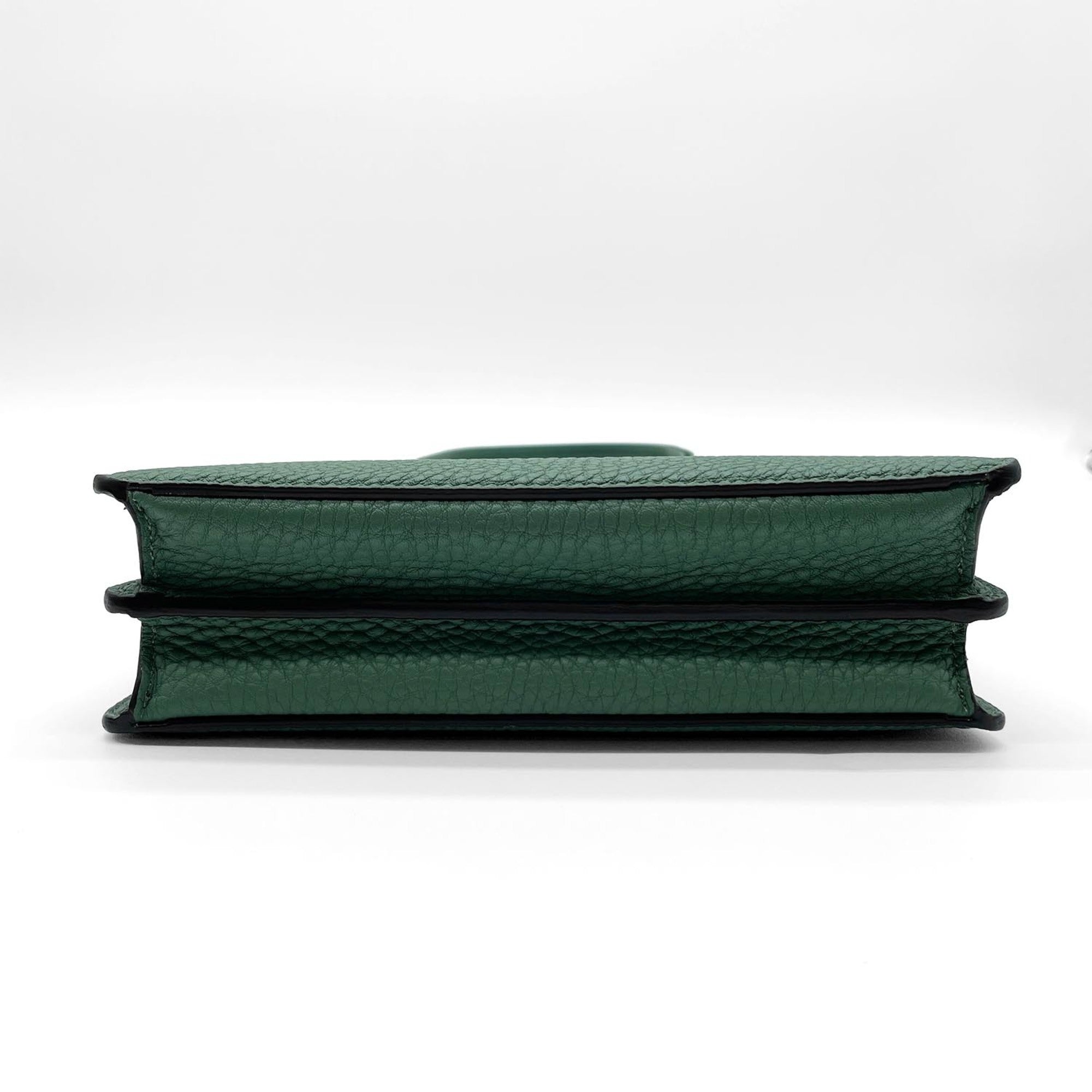 Fendi Green Leather Shoulder Bag (Pre-Owned)