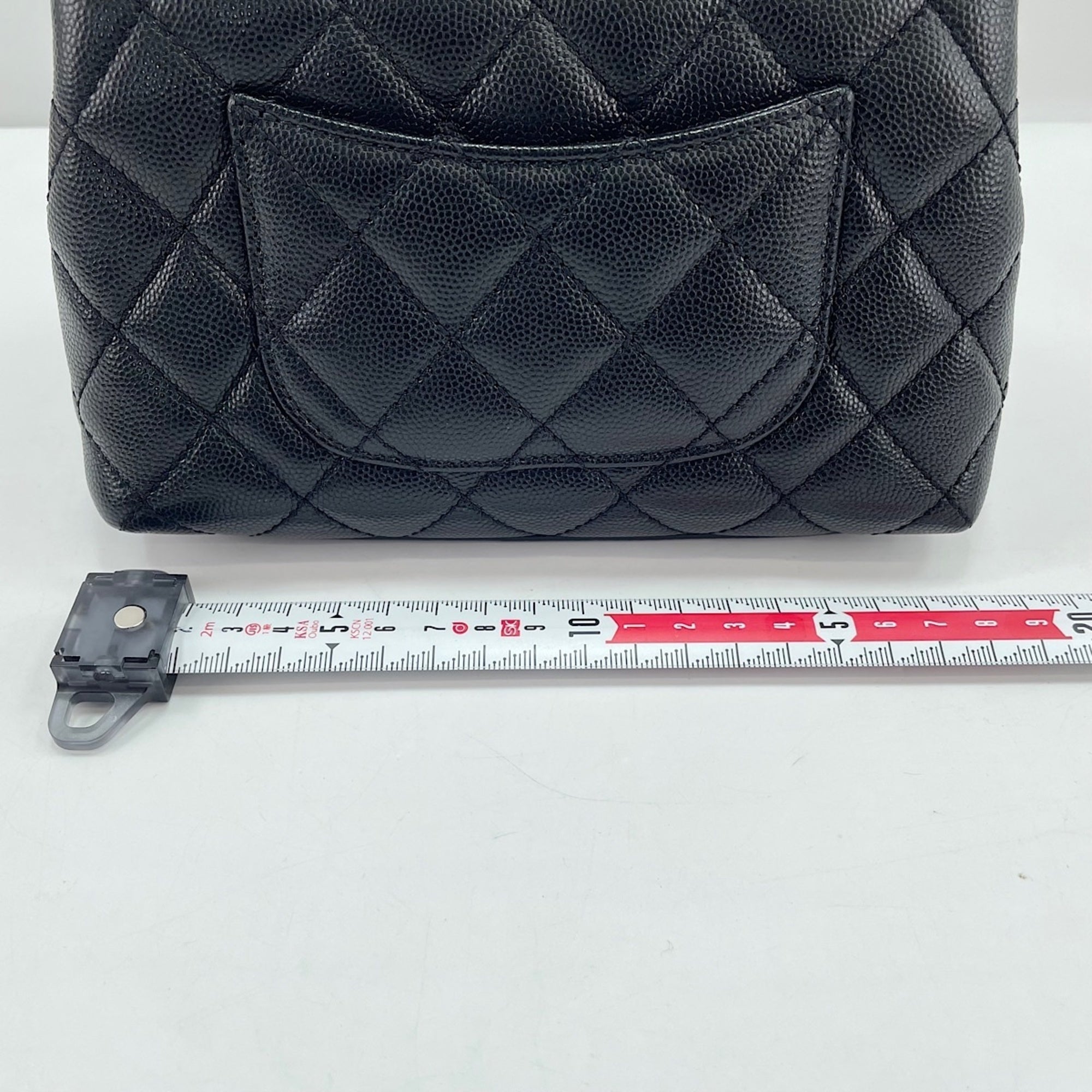 Chanel Black Handbag (Pre-Owned)