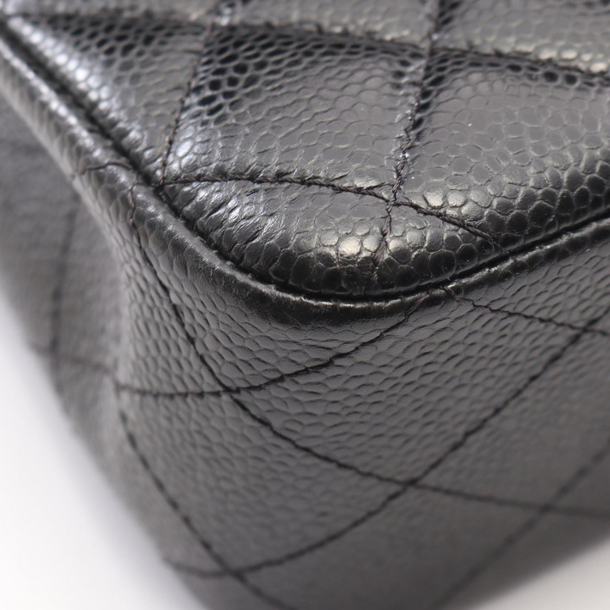 Chanel Black Grained Calfskin Handbag Shoulder Bag (Pre-Owned)