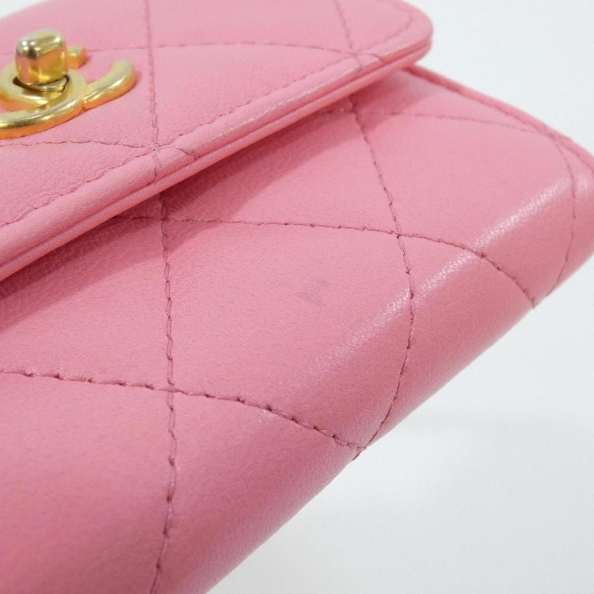 Chanel Pink Leather Handbag Shoulder Bag (Pre-Owned)