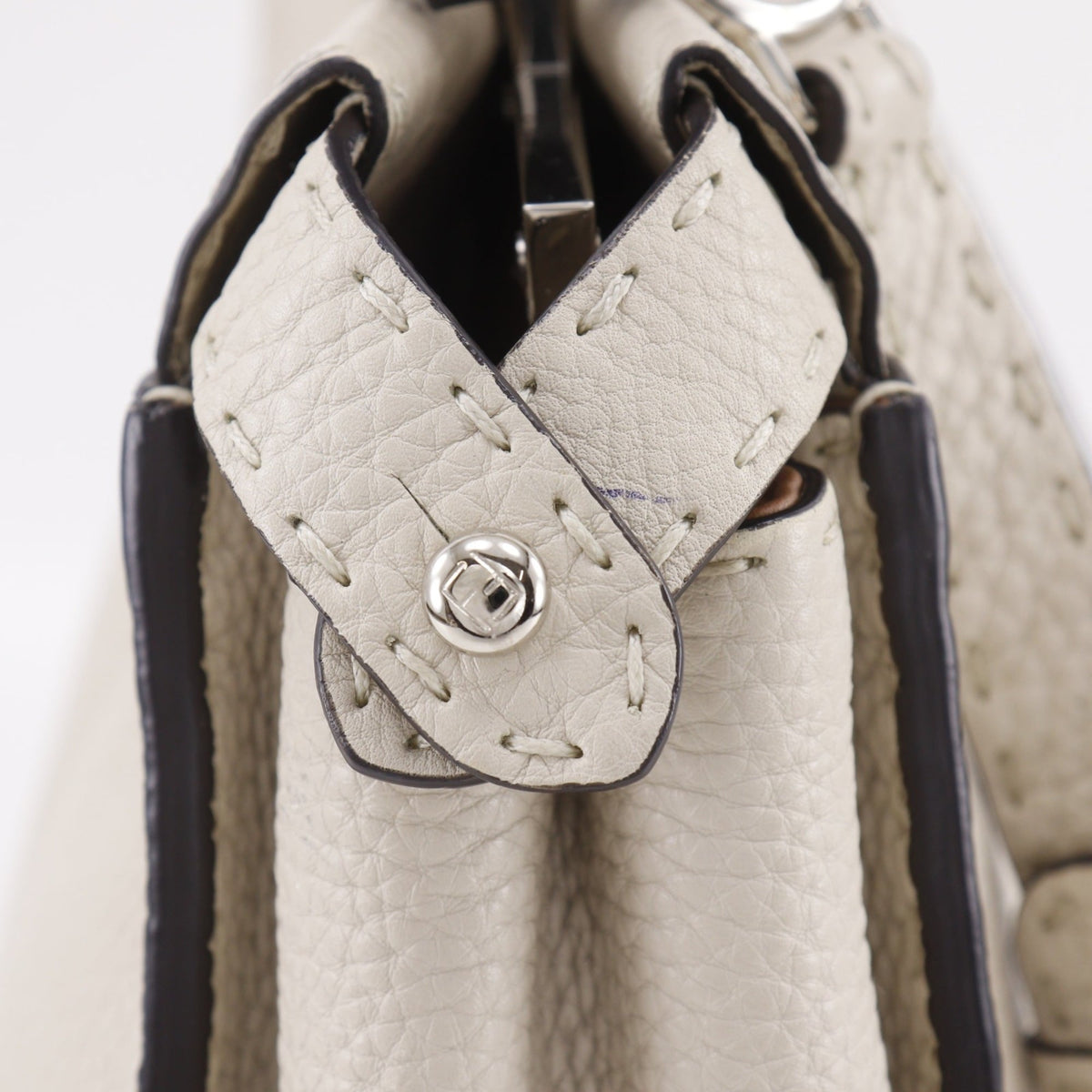 Fendi Peekaboo Light Gray Leather Handbag (Pre-Owned)